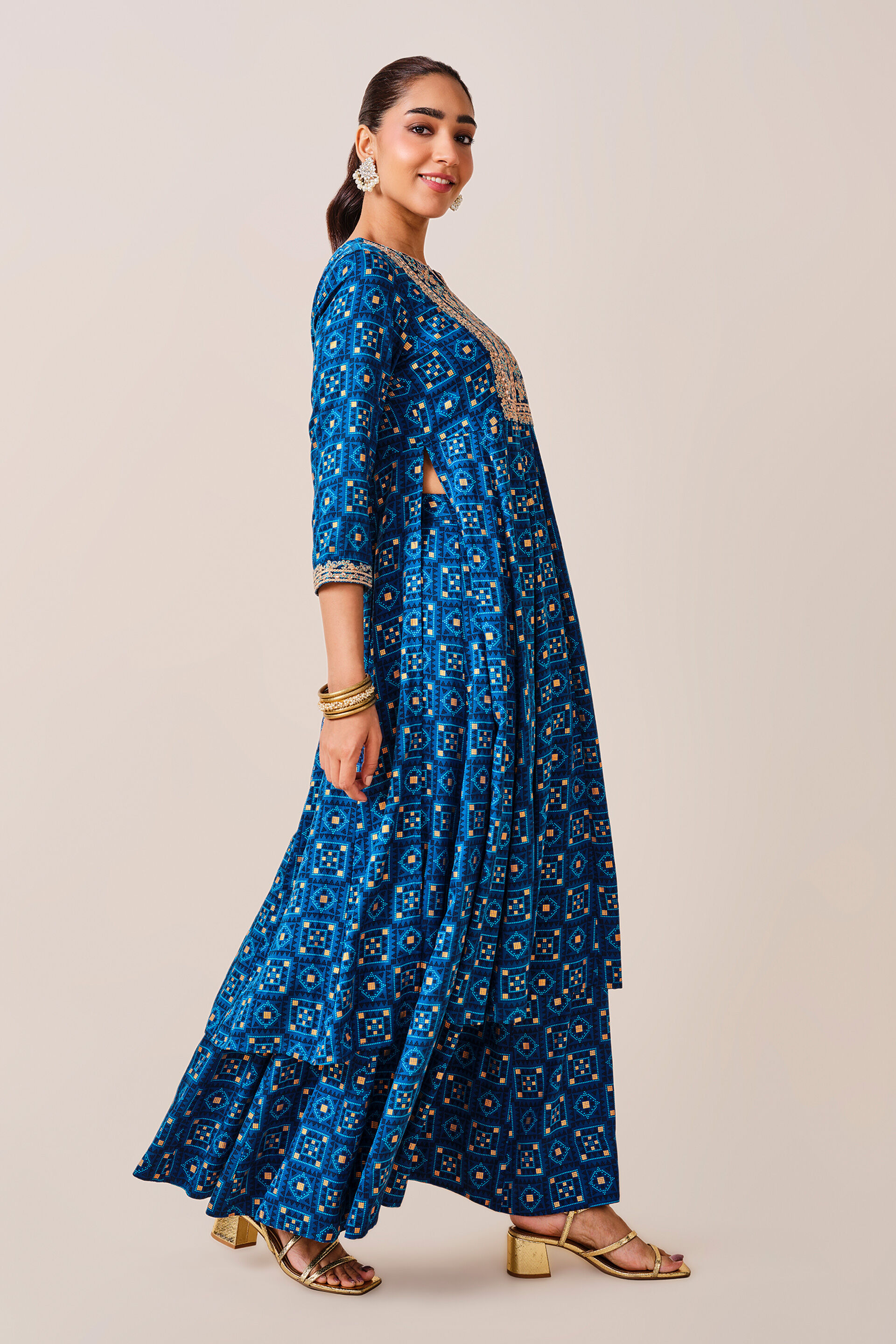 Blue embroidered Kurta - Skirt Set, Blue, image 3