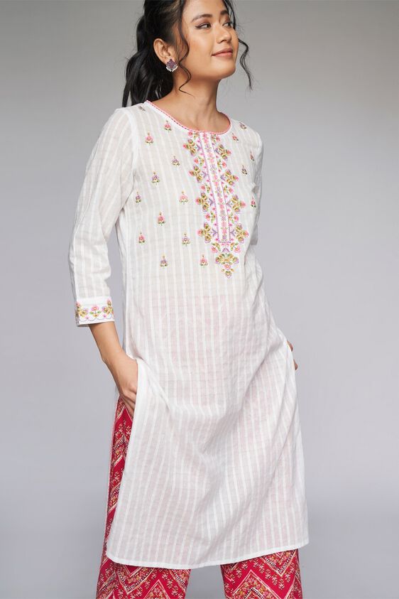 4 - White Solid Straight Kurta, image 4