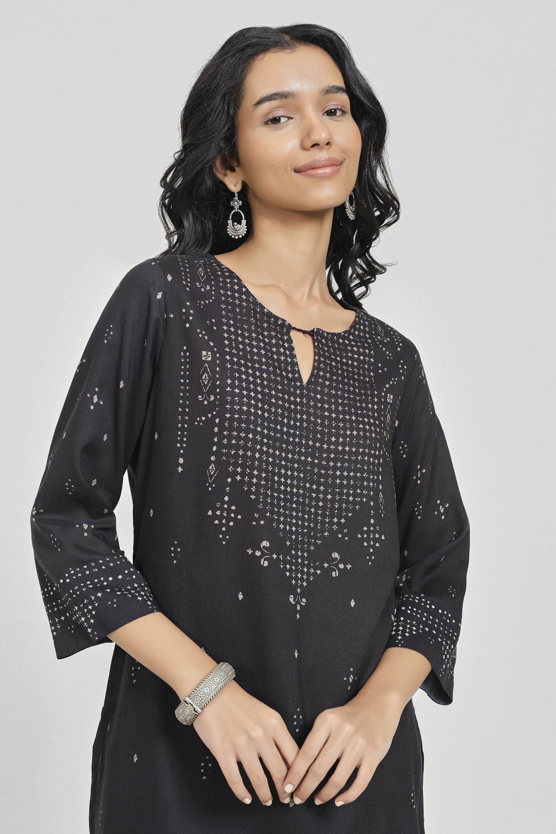 Myah Black Kurta, Black, image 3