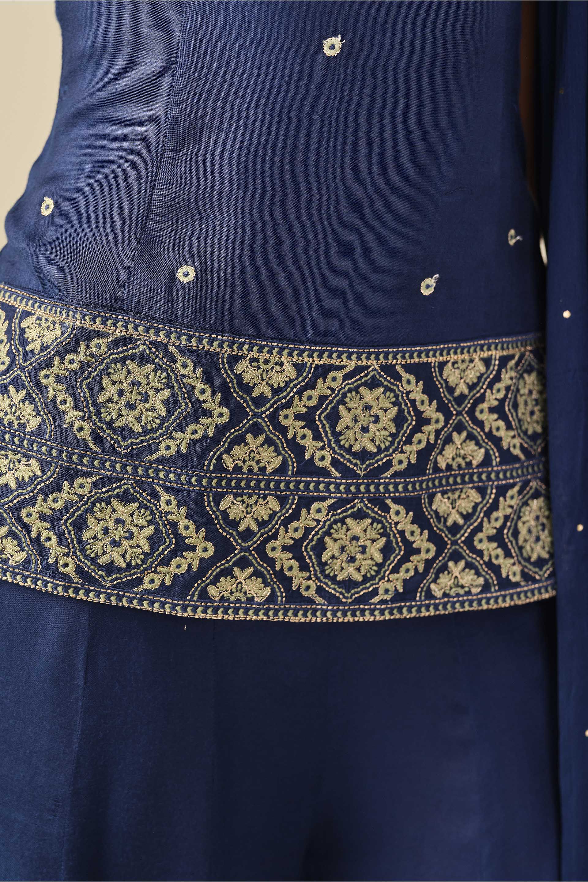 Embroidered Kurta Set in Indigo, Indigo, image 3