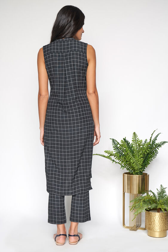 5 - Black Regular High Low Suit, image 5