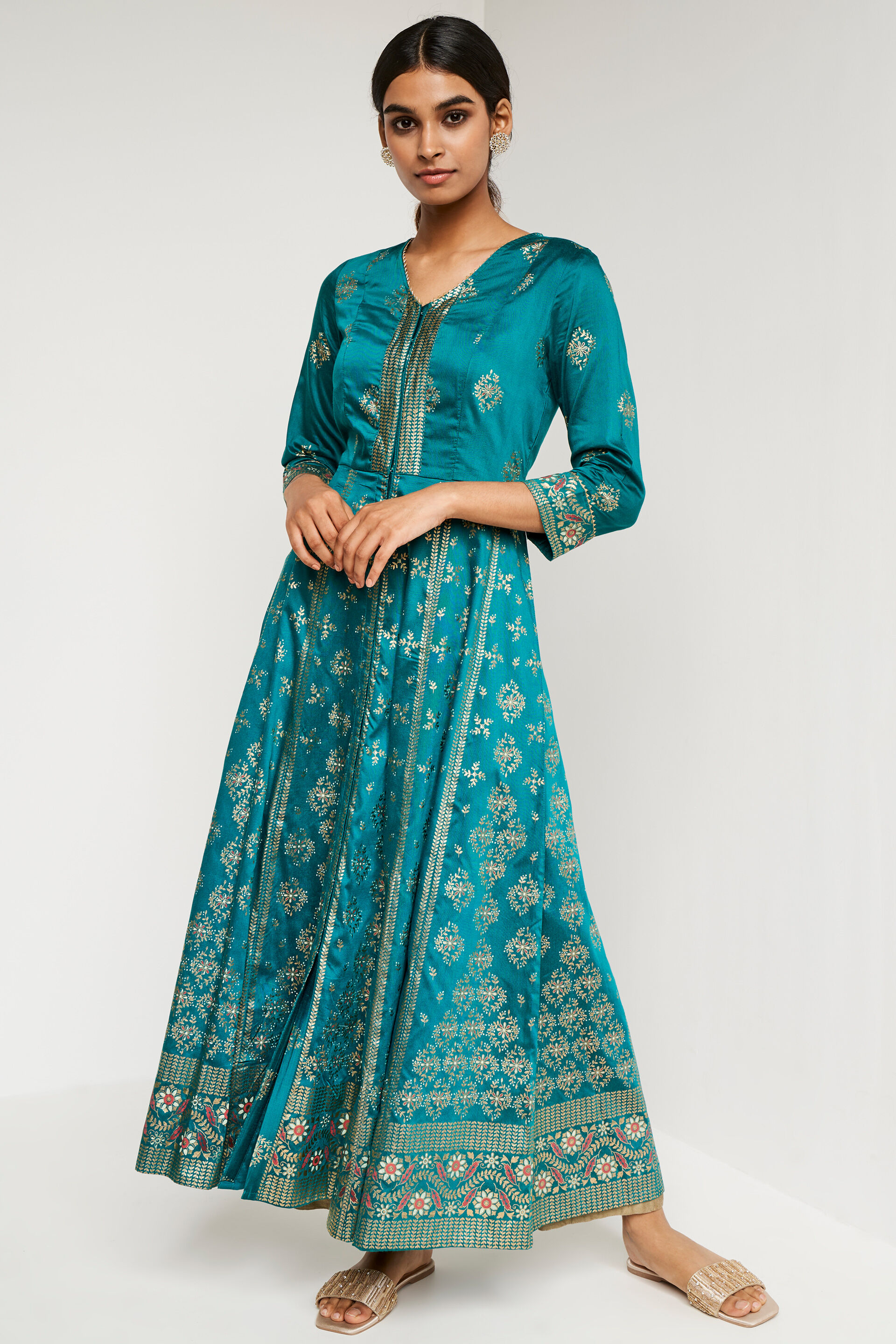 Buy online Green Printed Flared Kurta from Kurta Kurtis for Women by Ftdiva  for ₹699 at 65% off | 2024 Limeroad.com
