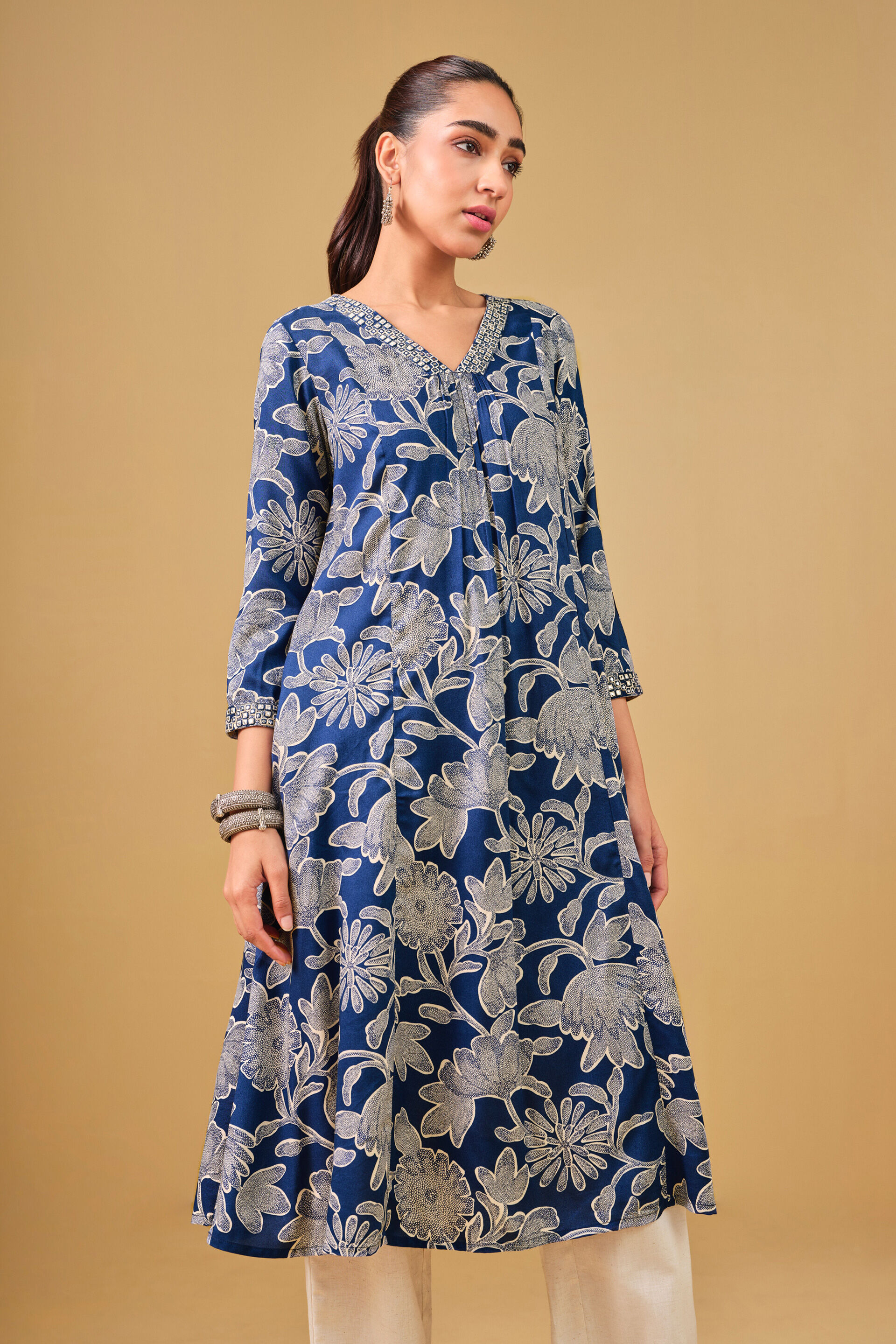 Mirror work Embroidered Kurta, Navy Blue, image 3