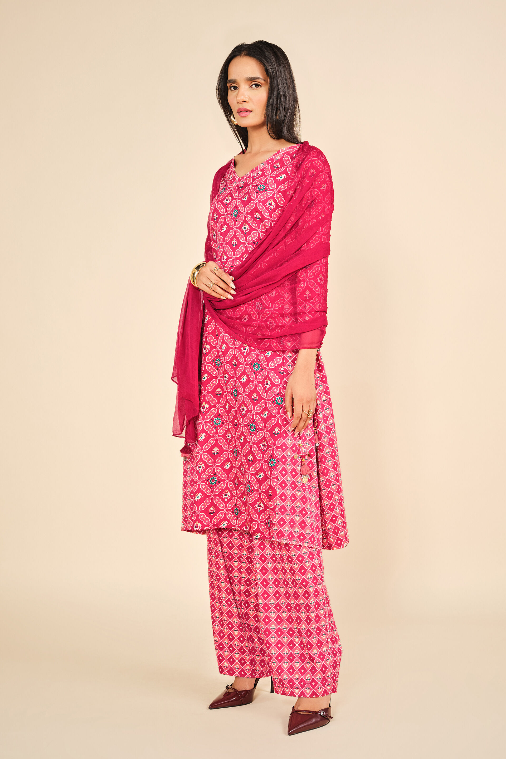 Sangria Kurta Set, Red, image 3