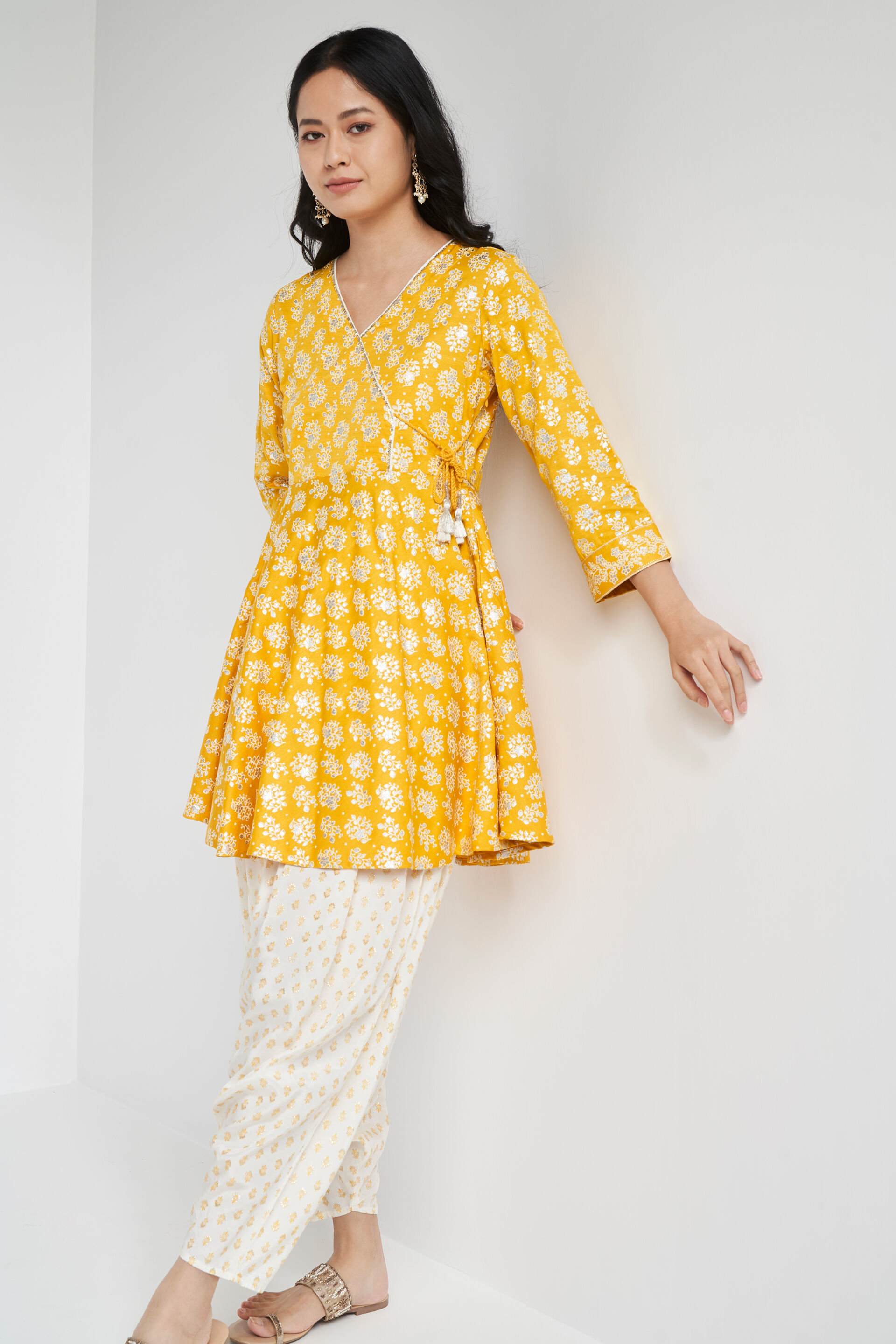 Mustard Muslin Floral Printed Embroidered Asymmetrical Kurti Pant Set –  Meena Bazaar