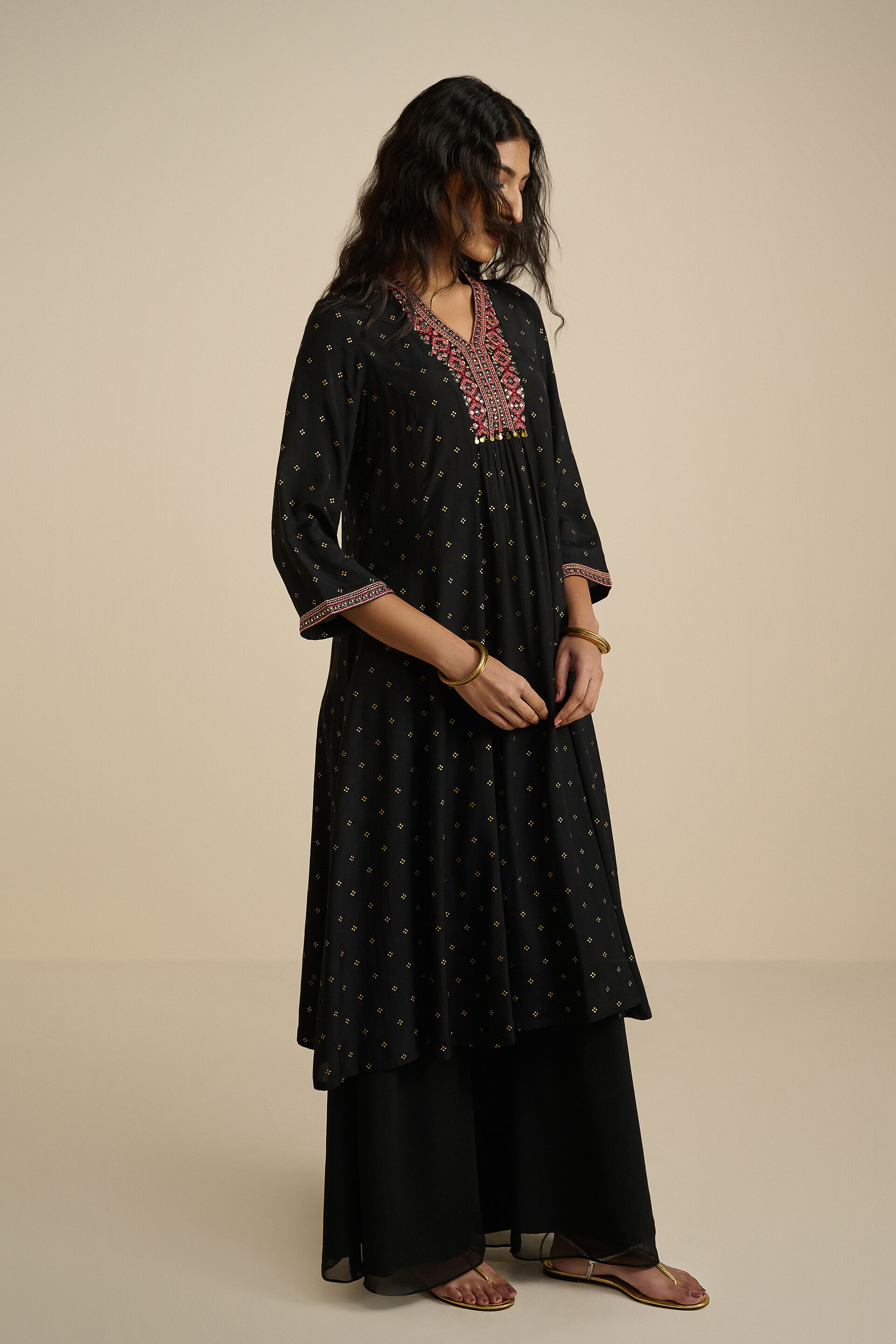Daastan-e-Kurta, Black, image 2