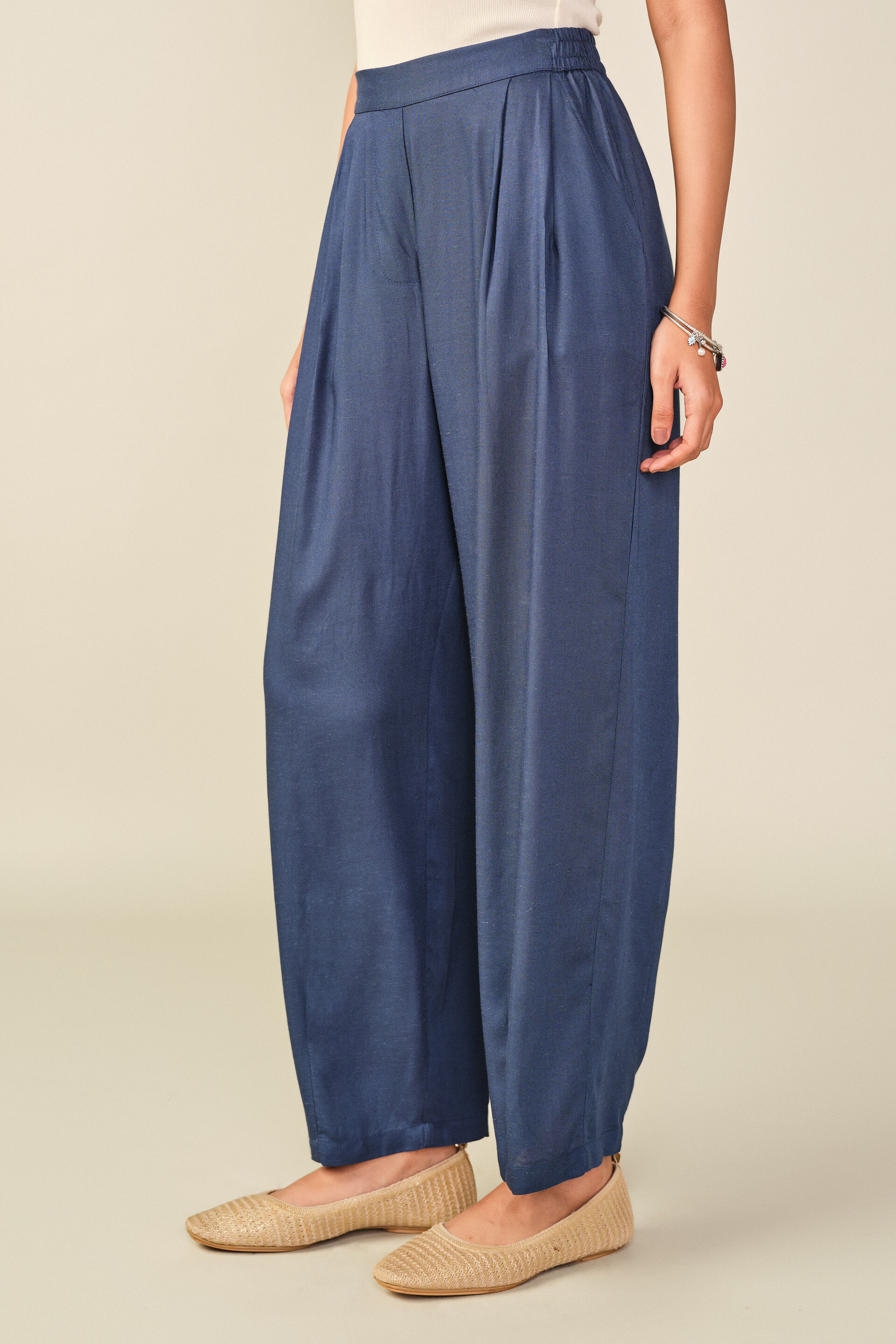 Relaxed Pants in Blue, Blue, image 3