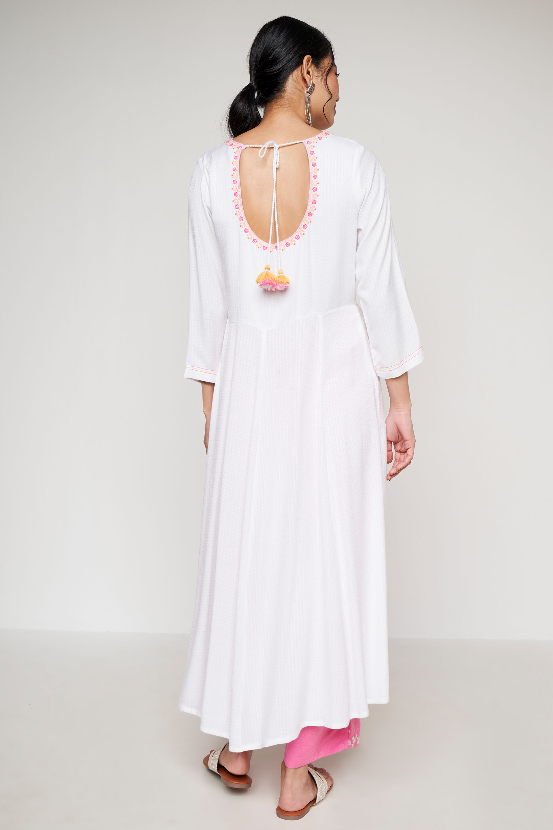 Buy White Dobby Curved Kurta Online at Best Price at Global Desi FW22GD628KURD
