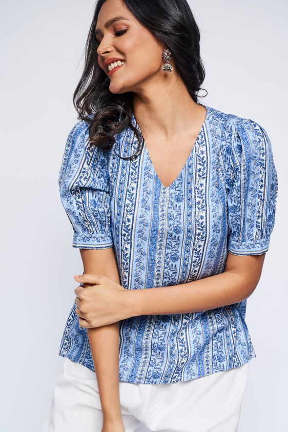 1 - Blue Floral Straight Top, image 1
