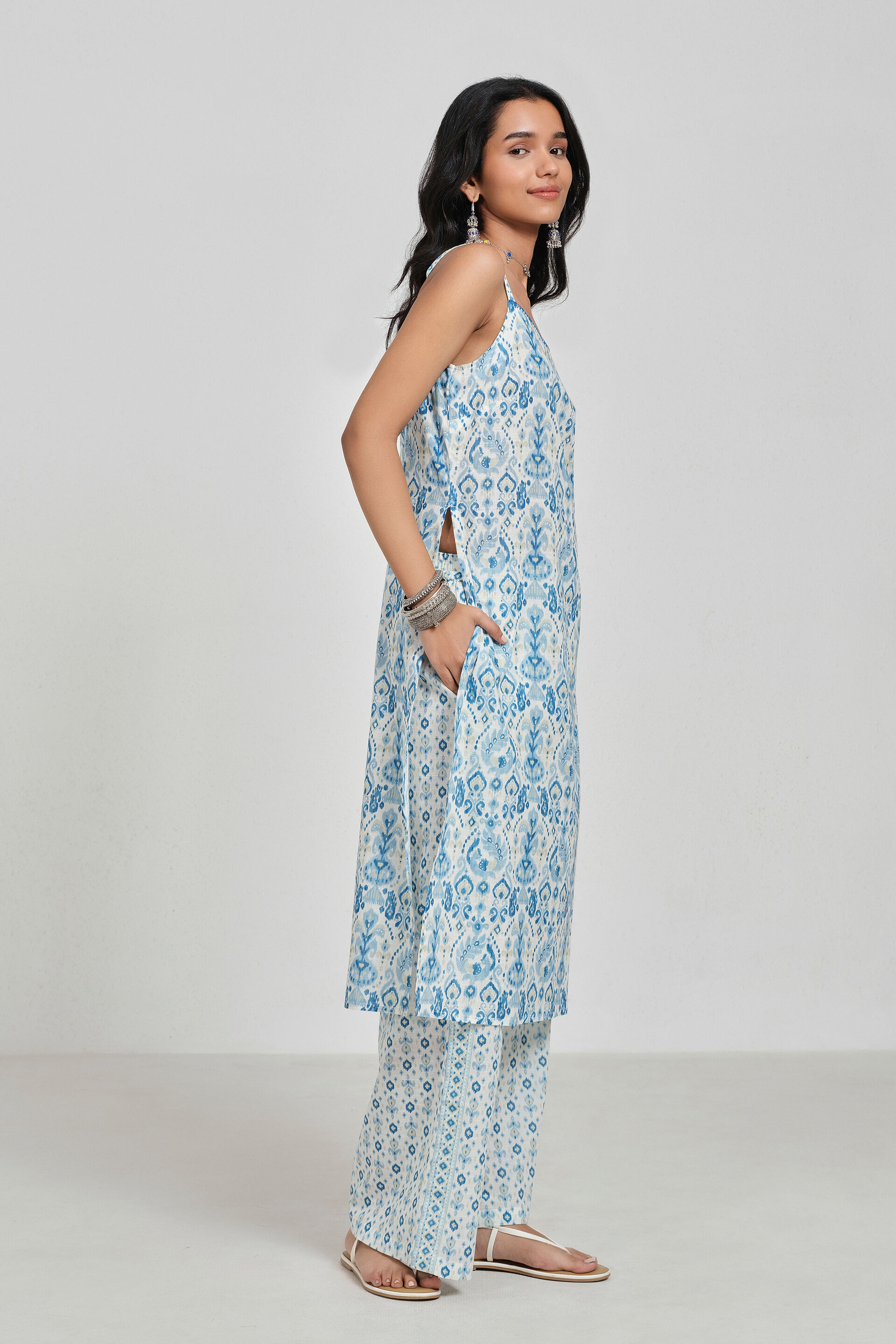 Nitya Printed Kurta Set, White, image 3