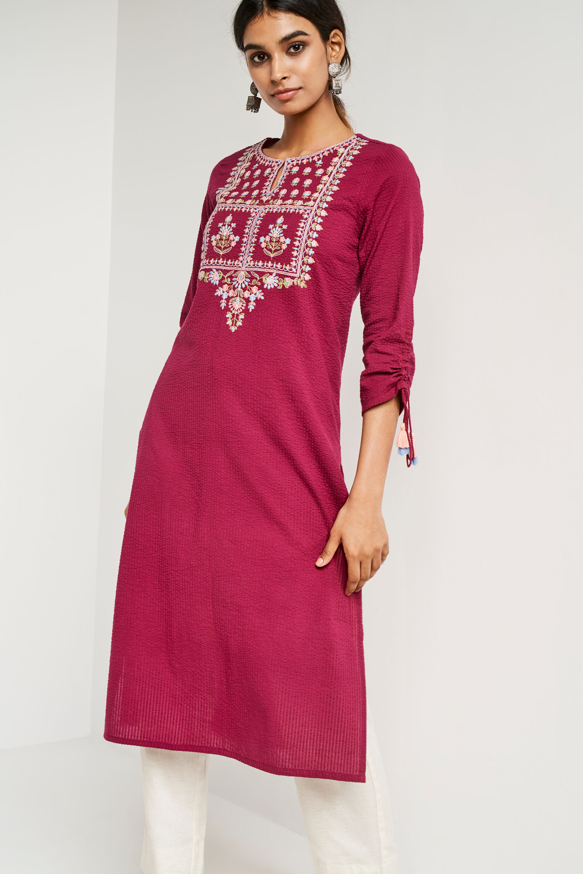 Global desi clearance short kurtis