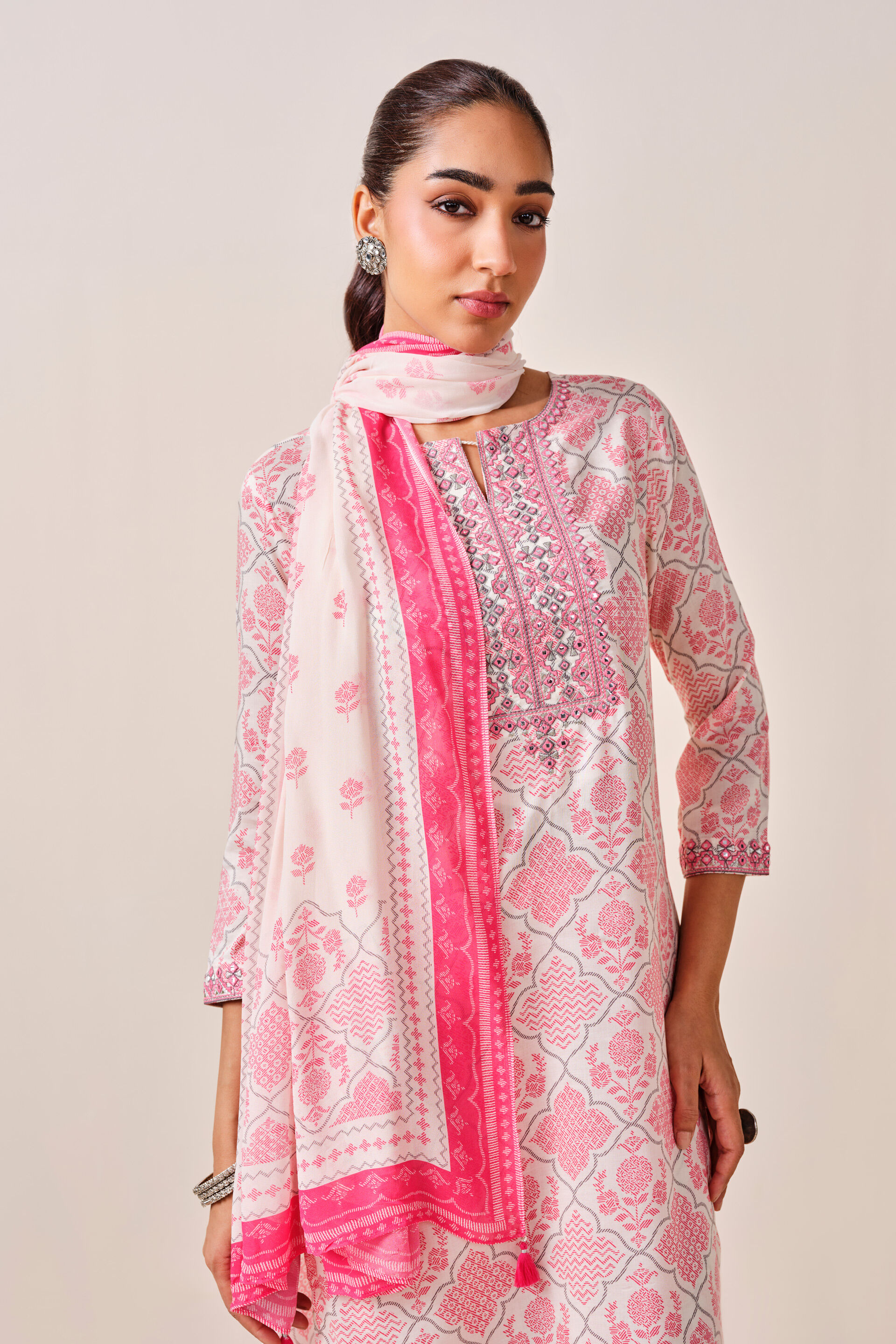 Soft Pink Printed Kurta Set, Pink, image 5