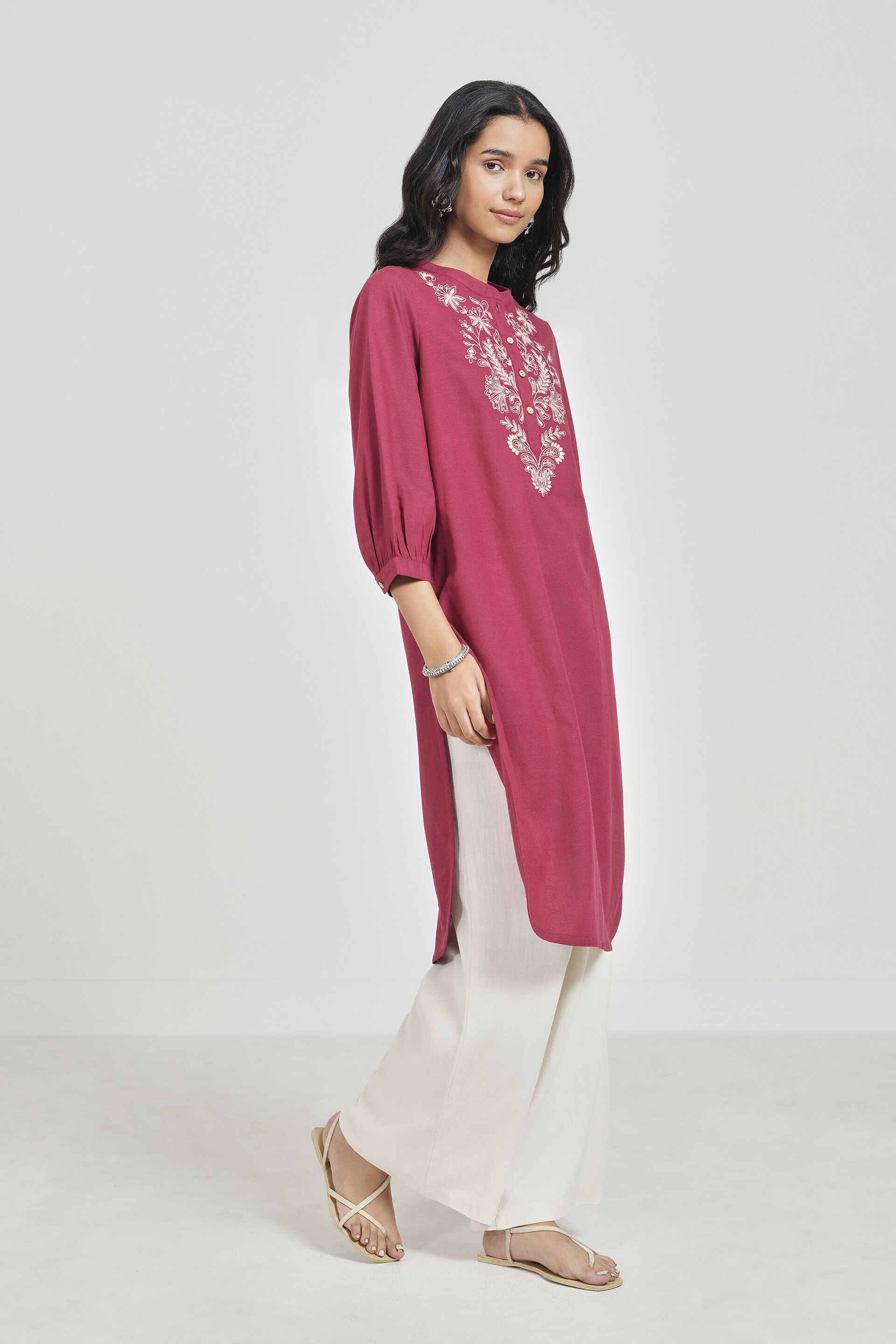 Misha Embroidered Maroon Kurta, Maroon, image 3