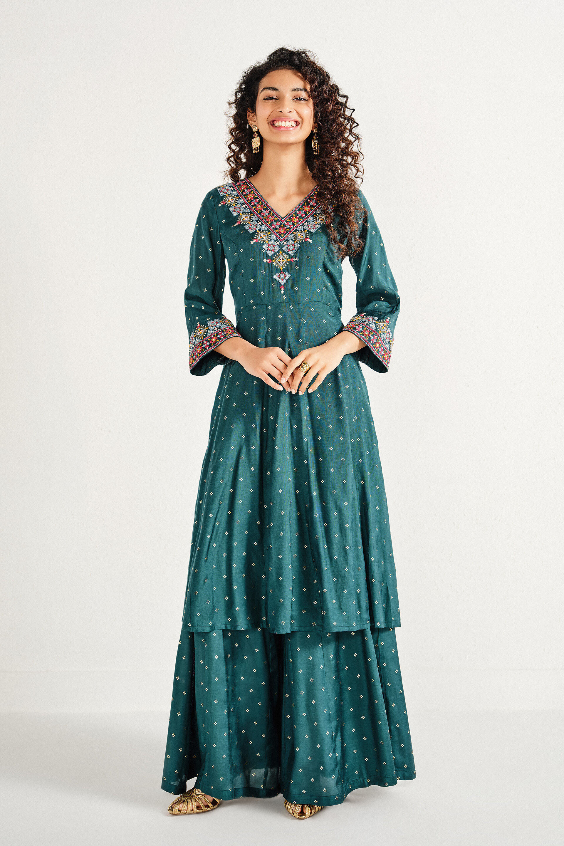 Ethnic Wear Global Desi Green Maxi Dress Pakistani Wedding Dresses Indian  Clothes Embroidery Green Front