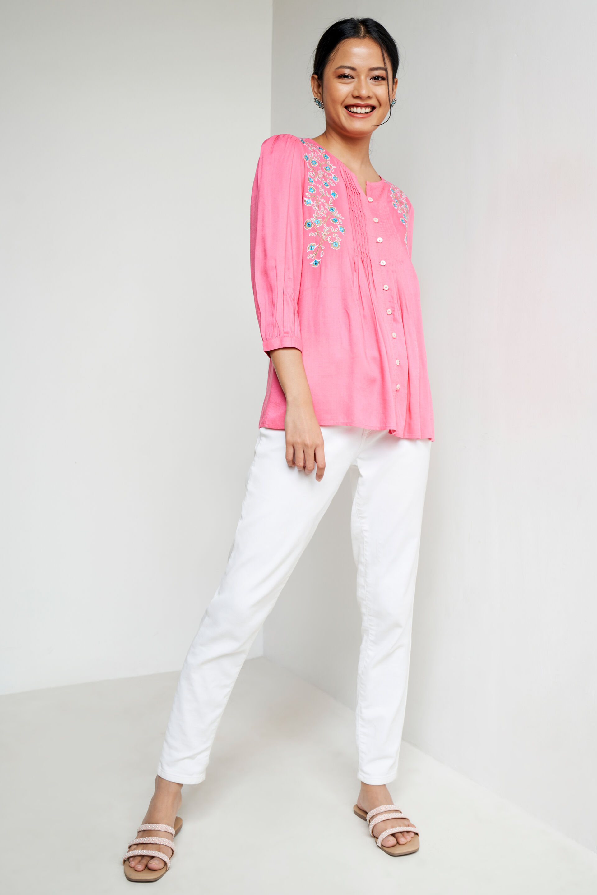 Pink Solid Embroidered Straight Top, Pink, image 3