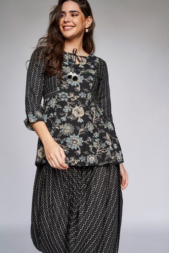 2 - Black Floral A-Line Top, image 2