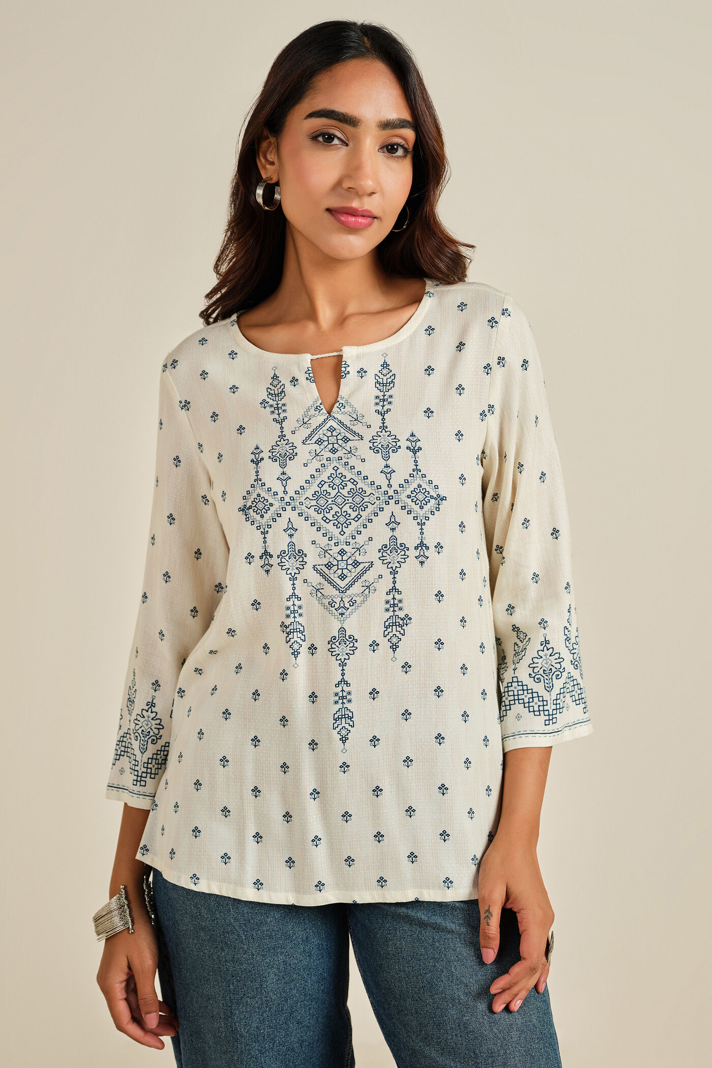 Rimjhim White Top