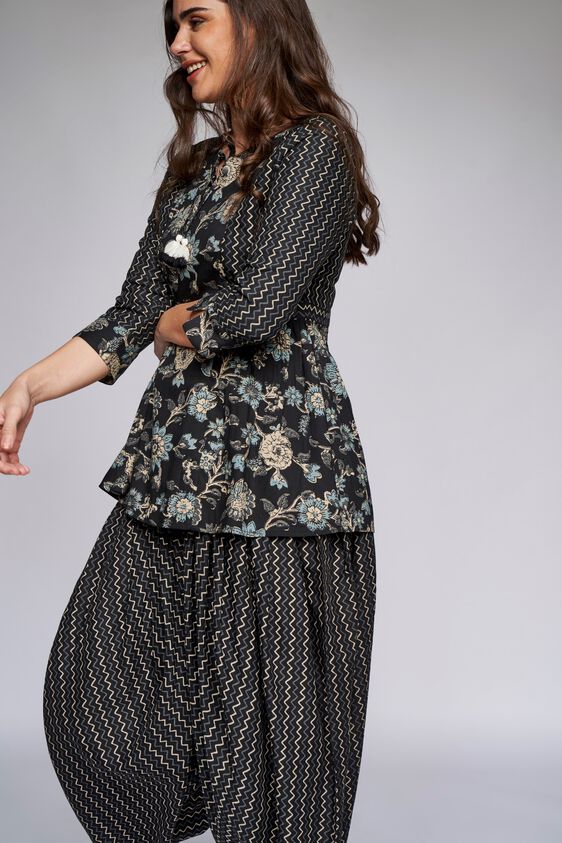3 - Black Floral A-Line Top, image 3