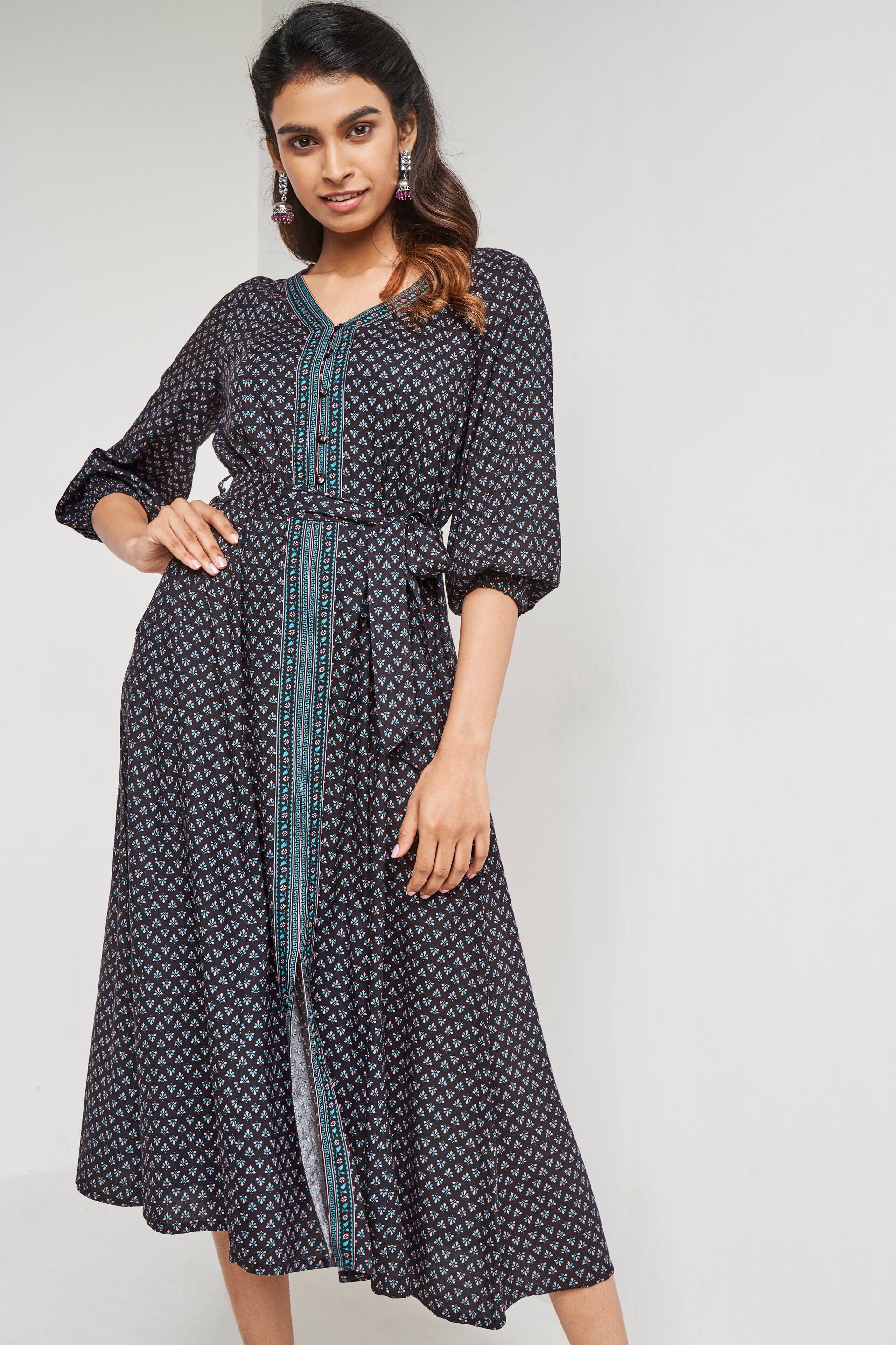 Buy Black Geometric Flared Dress Online at Best Price at Global