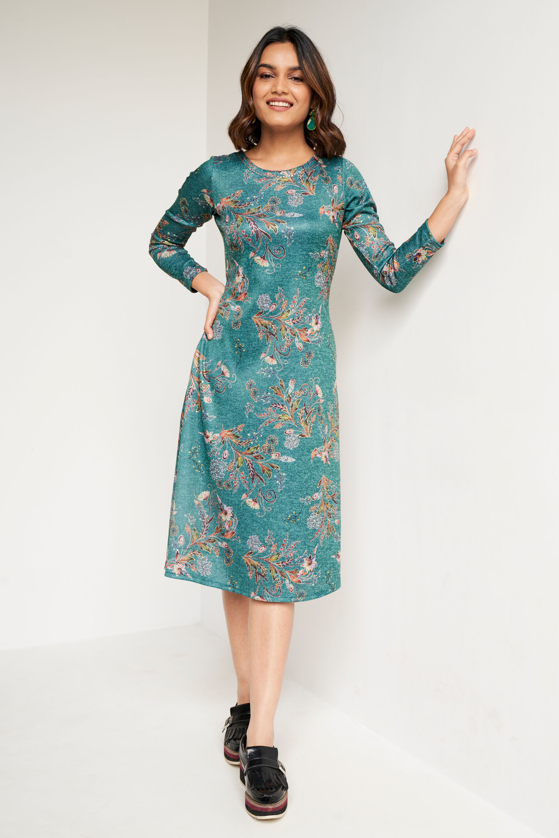 Global desi green dress hotsell