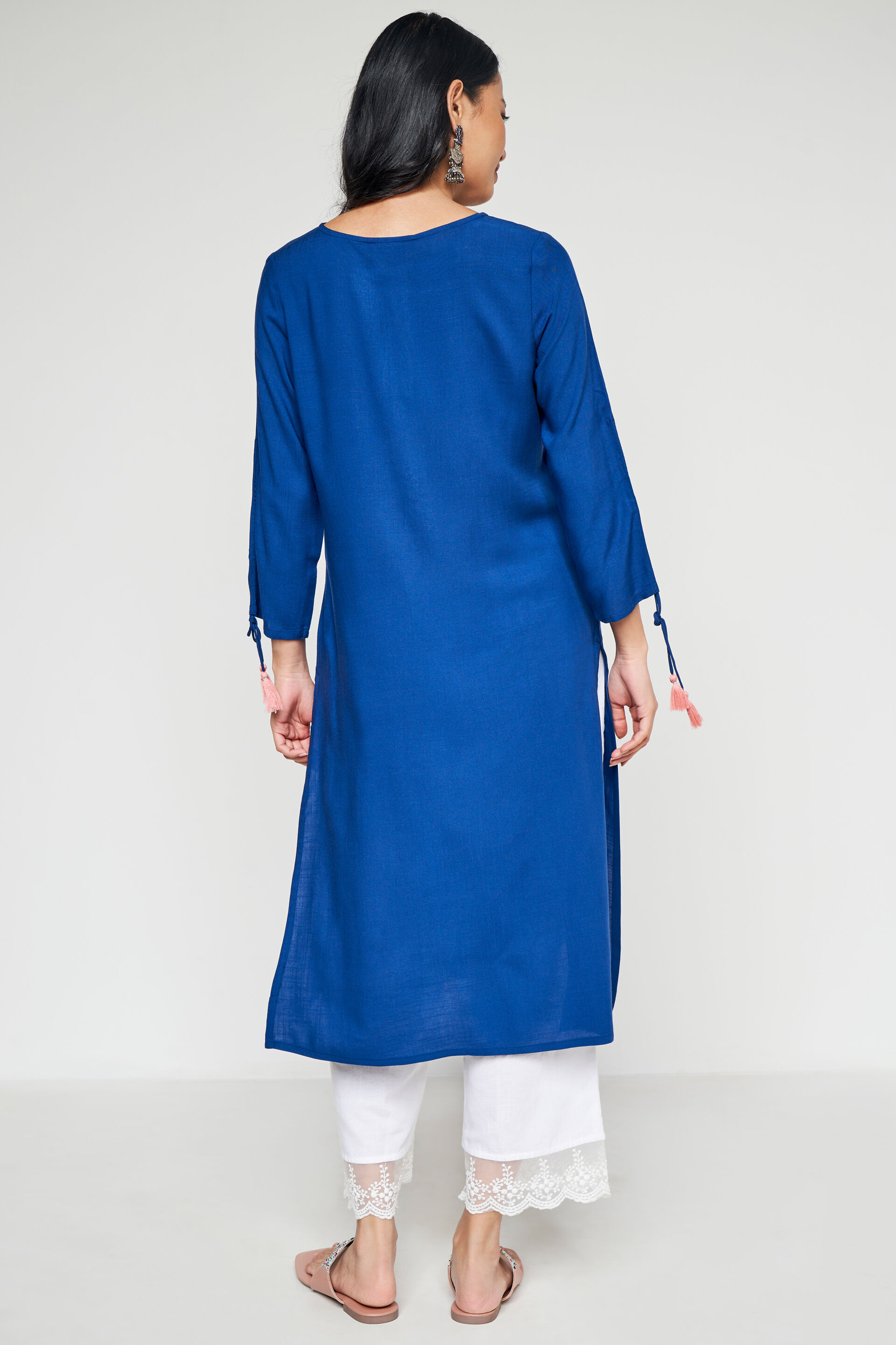 Navy Solid Embroidered Straight Kurta, Navy Blue, image 3