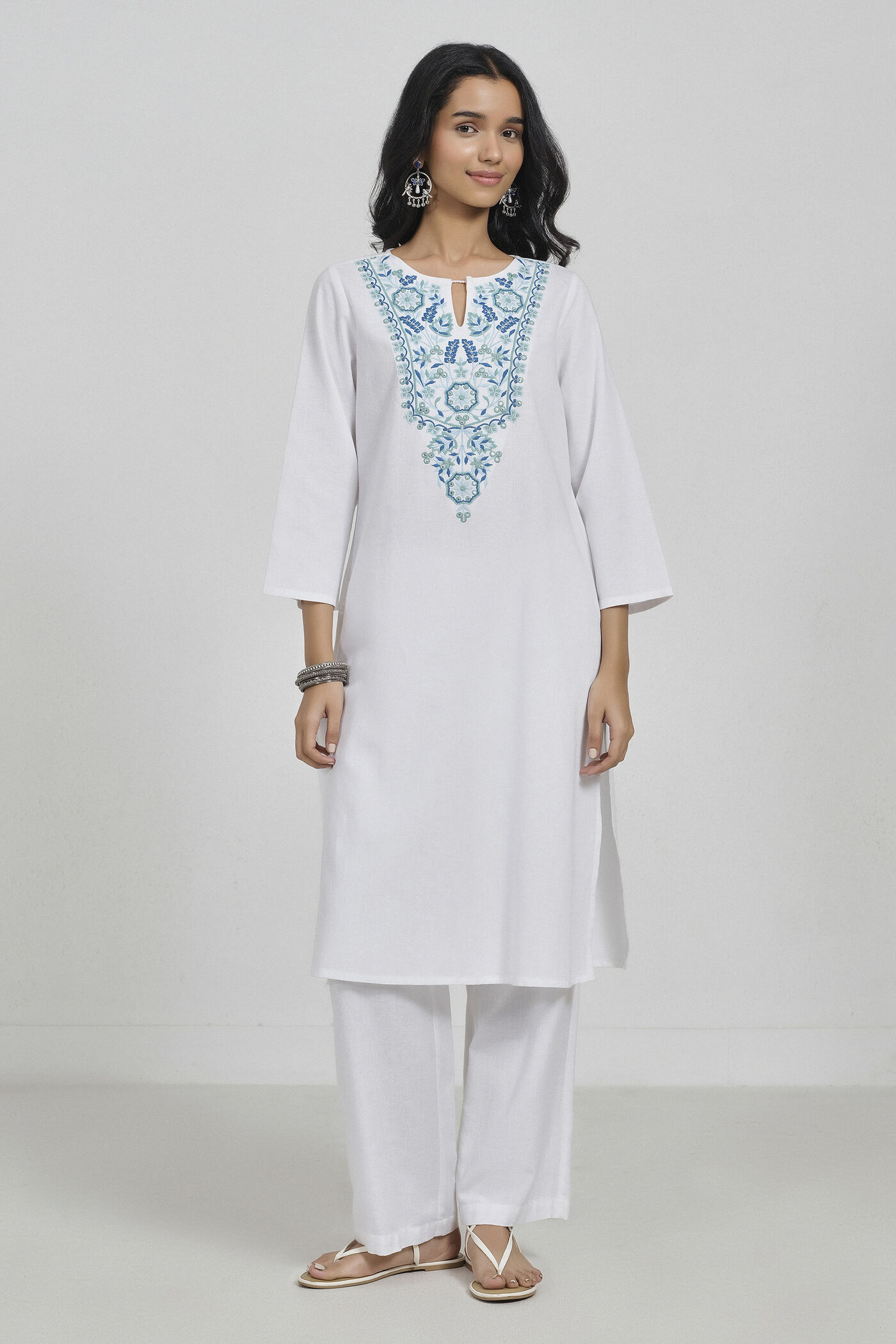 Safed Embroidered Kurta
