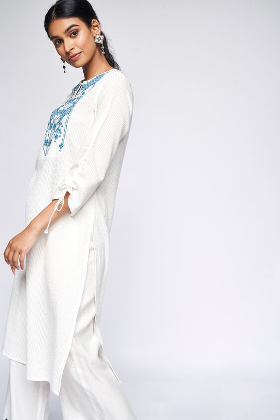 3 - White Solid Straight Kurta, image 4