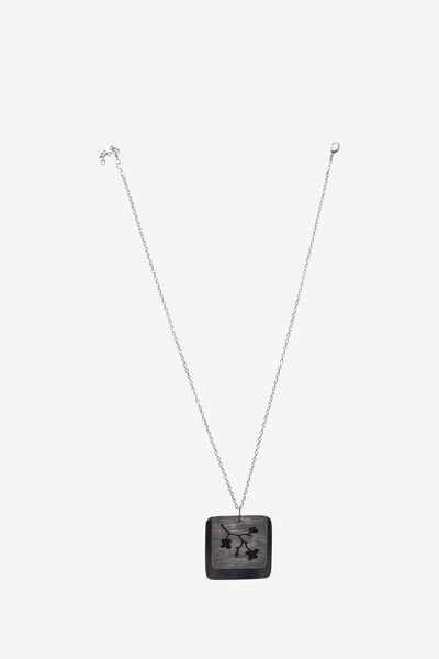Leaf Style Necklace