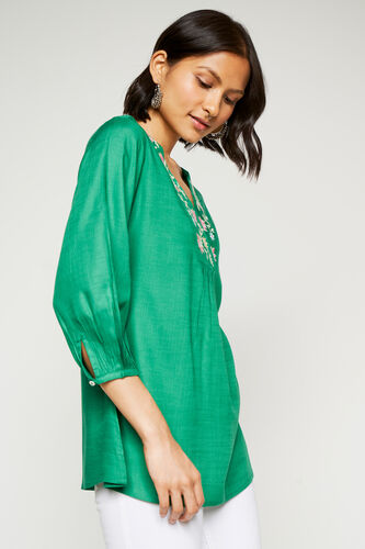 Green Solid Embroidered Straight Top, Green, image 4