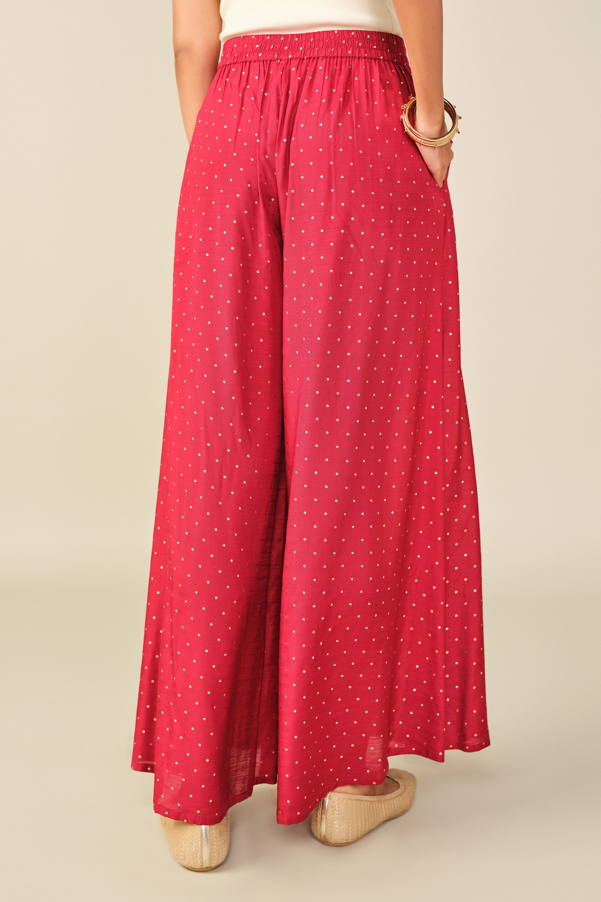 Solid Sharara in Red, Red, image 4