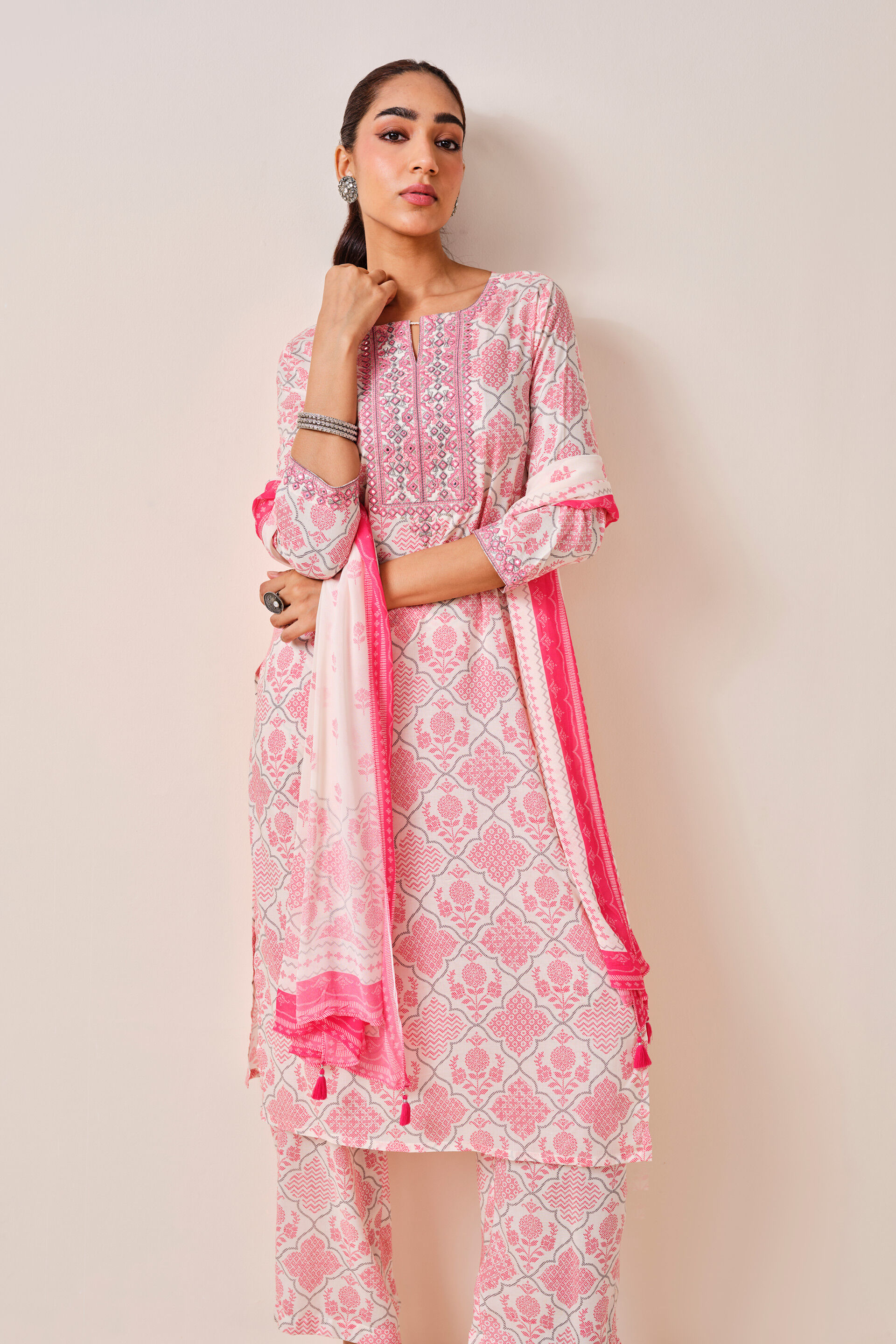 Soft Pink Printed Kurta Set, Pink, image 4