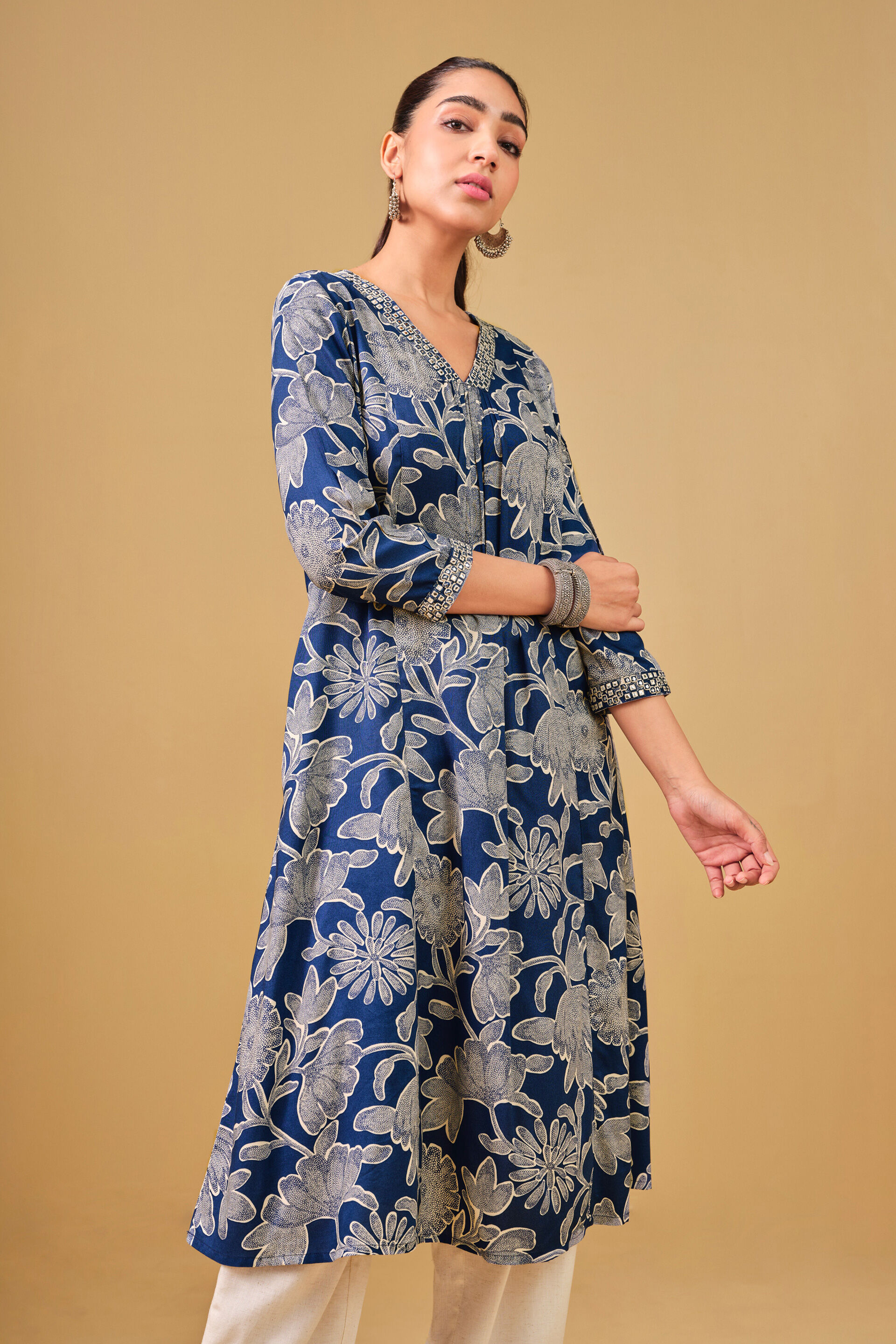 Mirror work Embroidered Kurta, Navy Blue, image 4