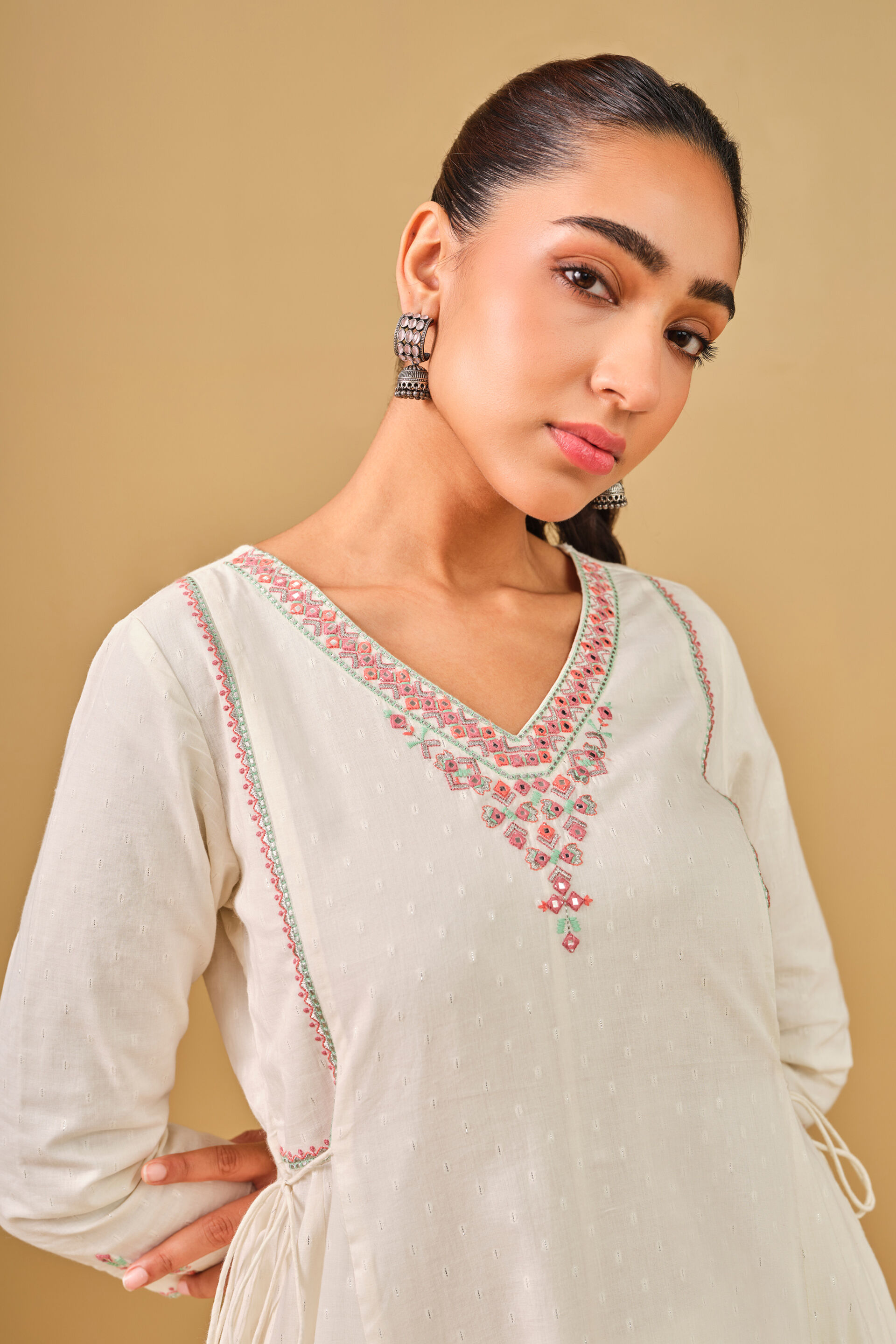 Global desi off white kurta discount