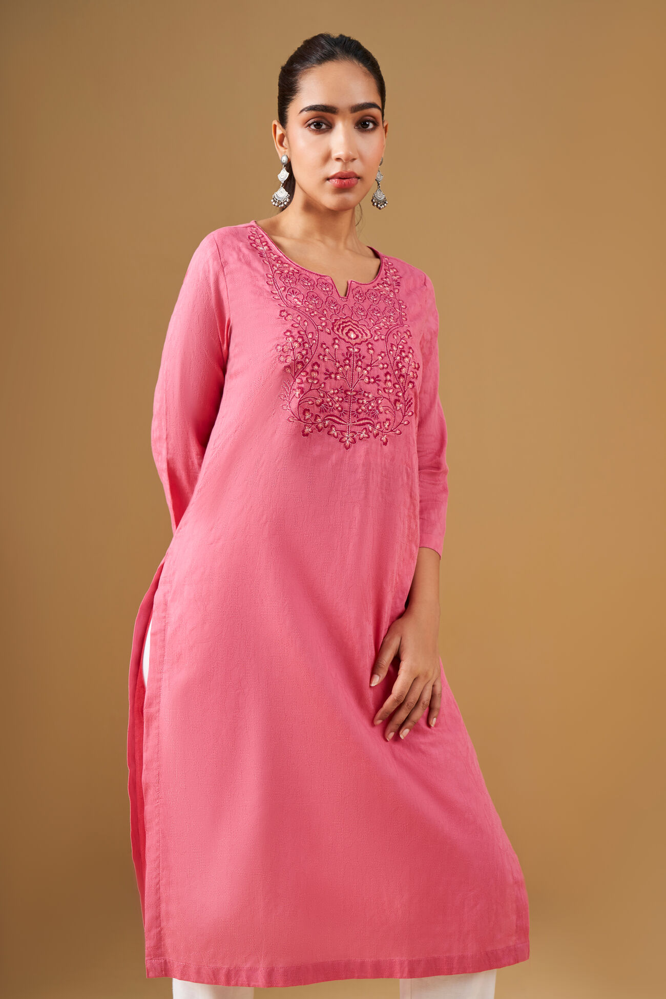 Ethnic Floral Embroidered Cotton Kurta, Coral, image 2