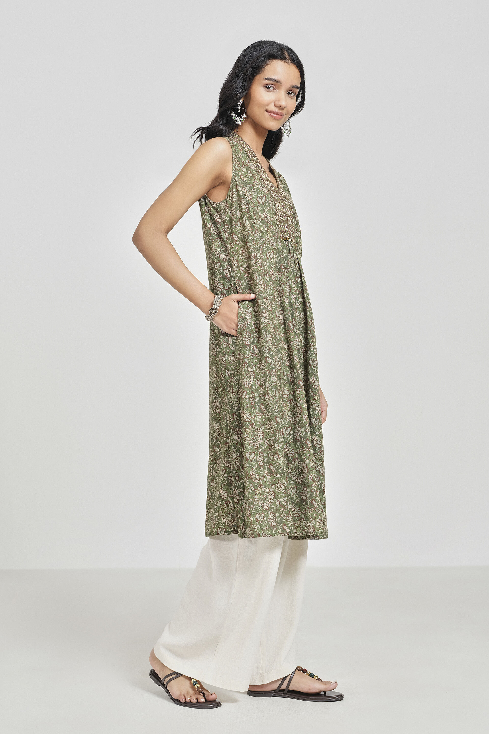 Bageecha Olive Kurta, Olive, image 3