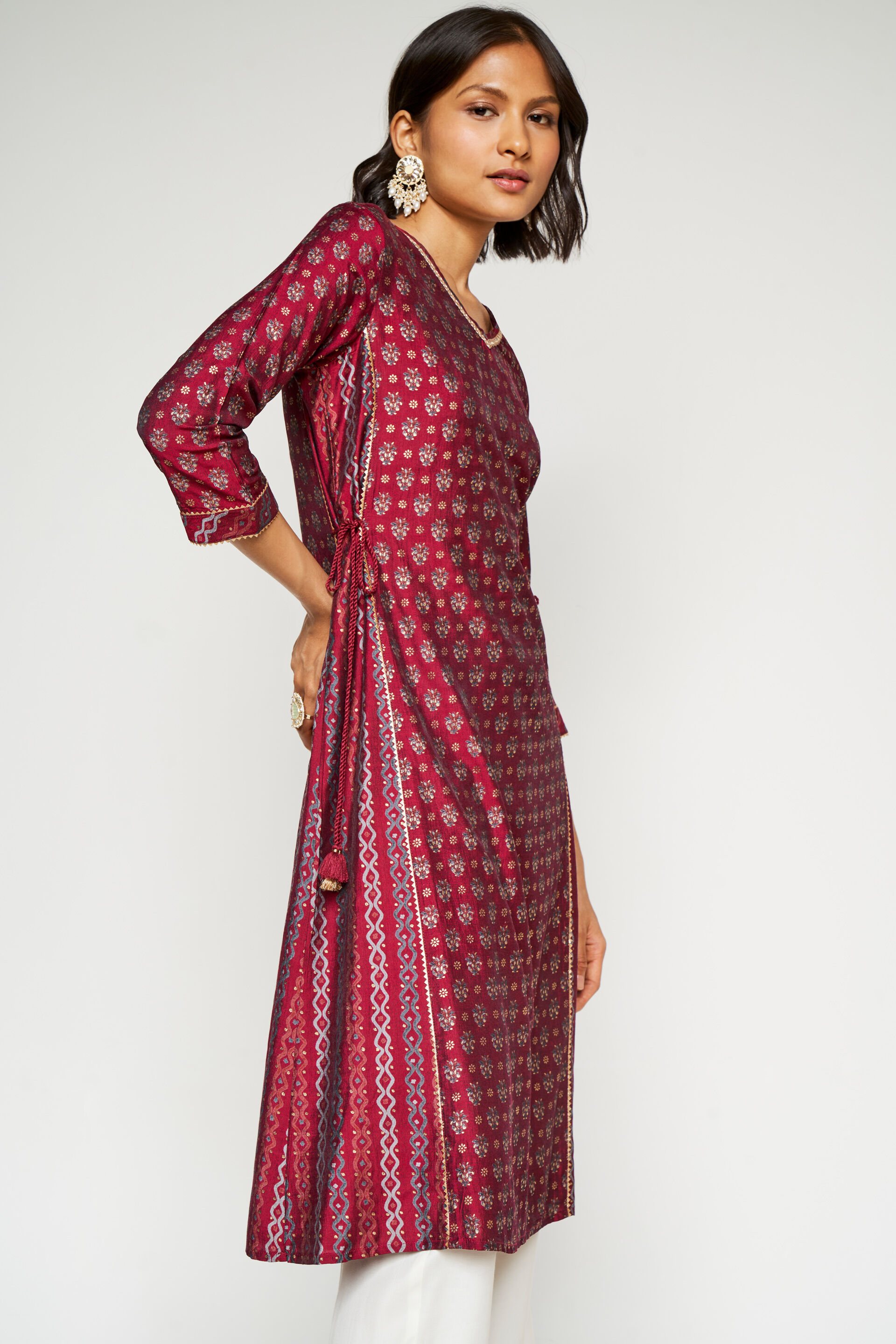 Ethnic kurtas online 2025