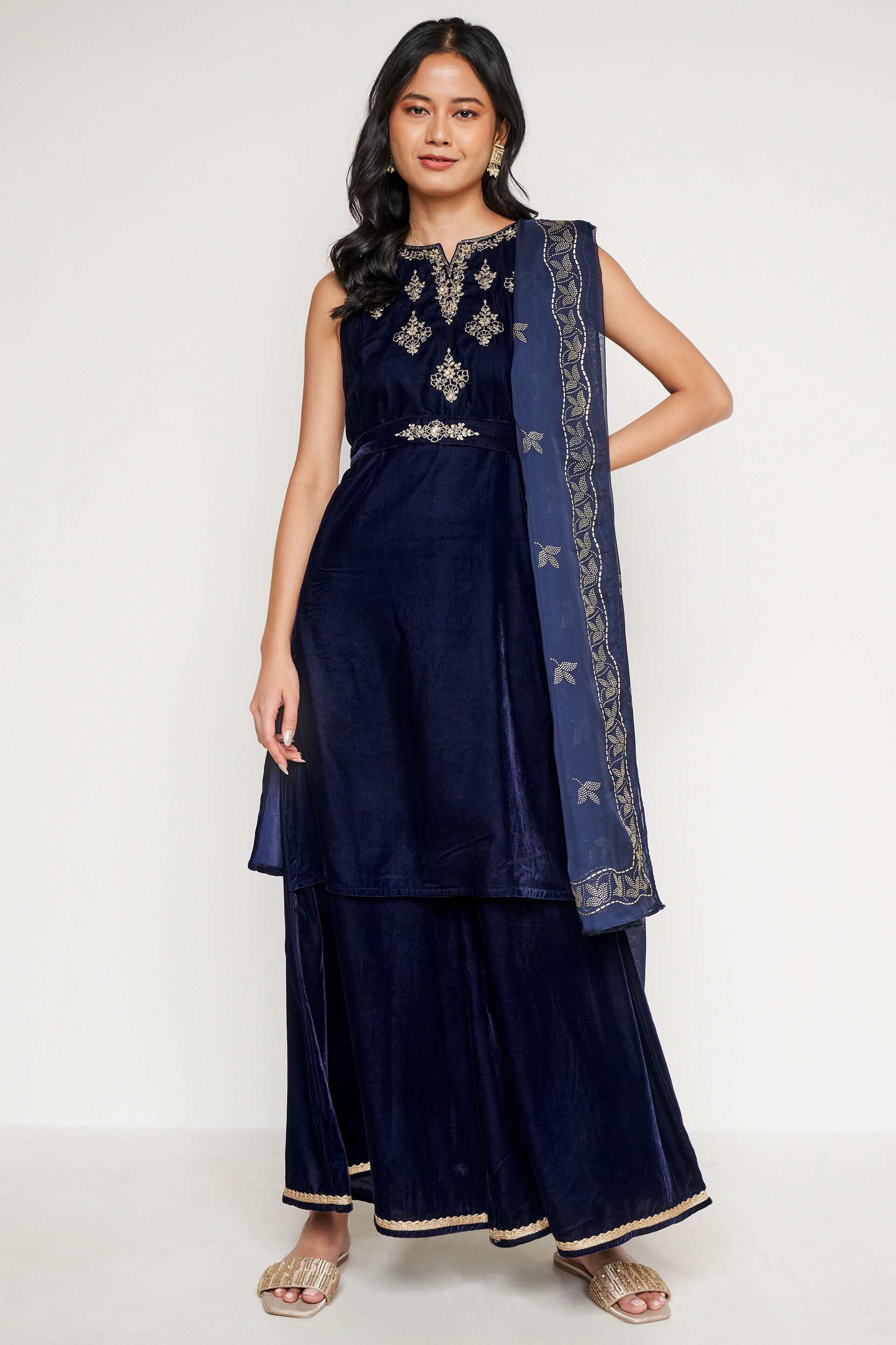 Buy Indigo Solid Straight Suit Online at Best Price at Global Desi FW22GM0403PVEL