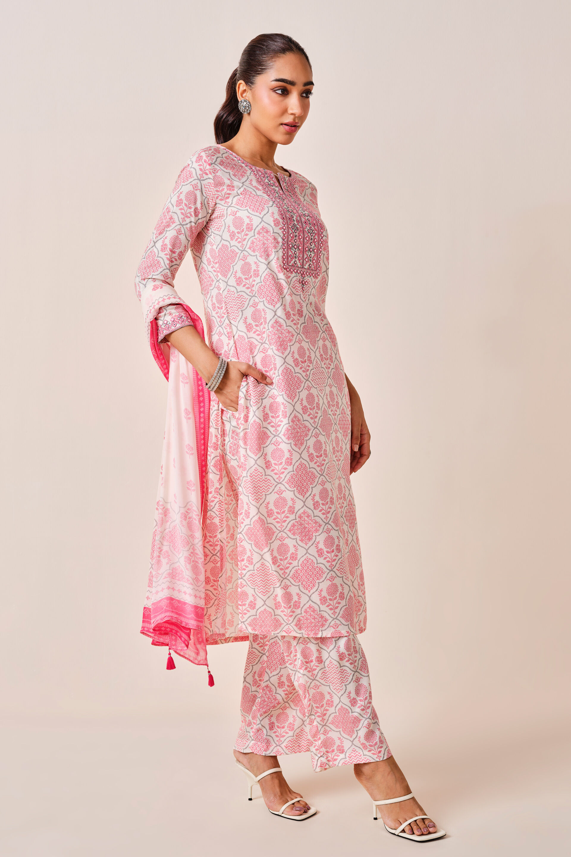 Soft Pink Printed Kurta Set, Pink, image 3