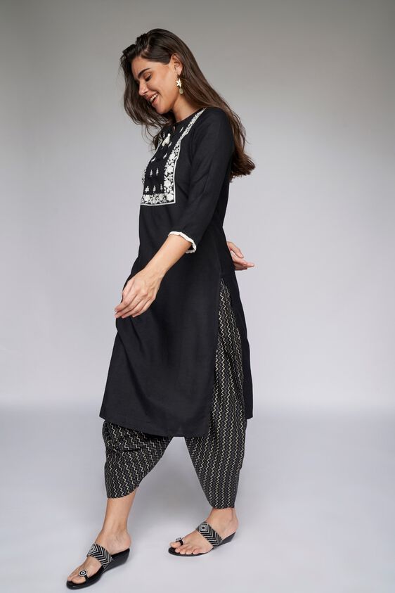 2 - Black Chevron Bottom, image 2