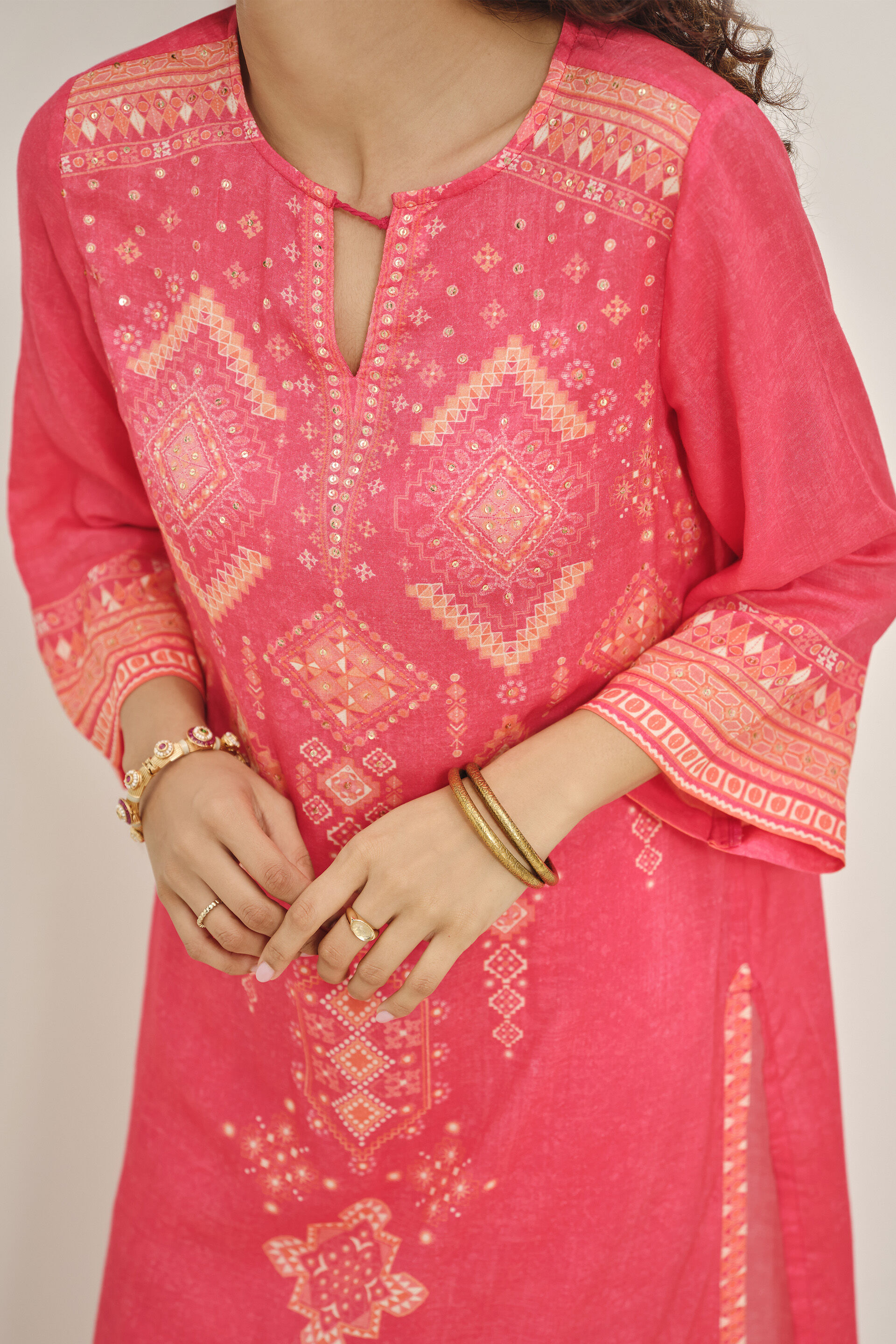 Fida-on-Fuchsia Kurta Set, Fuschia, image 3