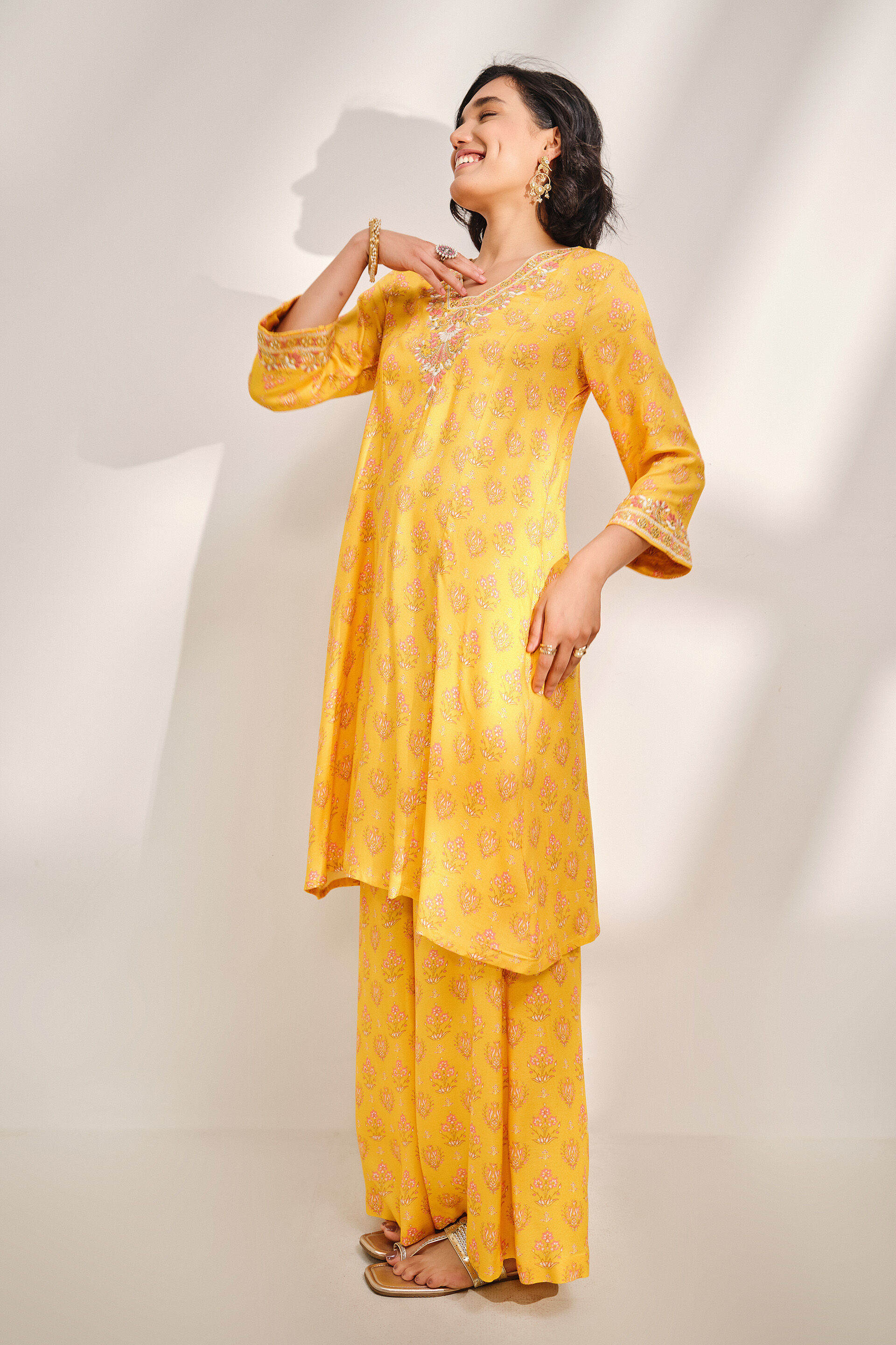 Sunny Peela Kurta Set, Mustard, image 2