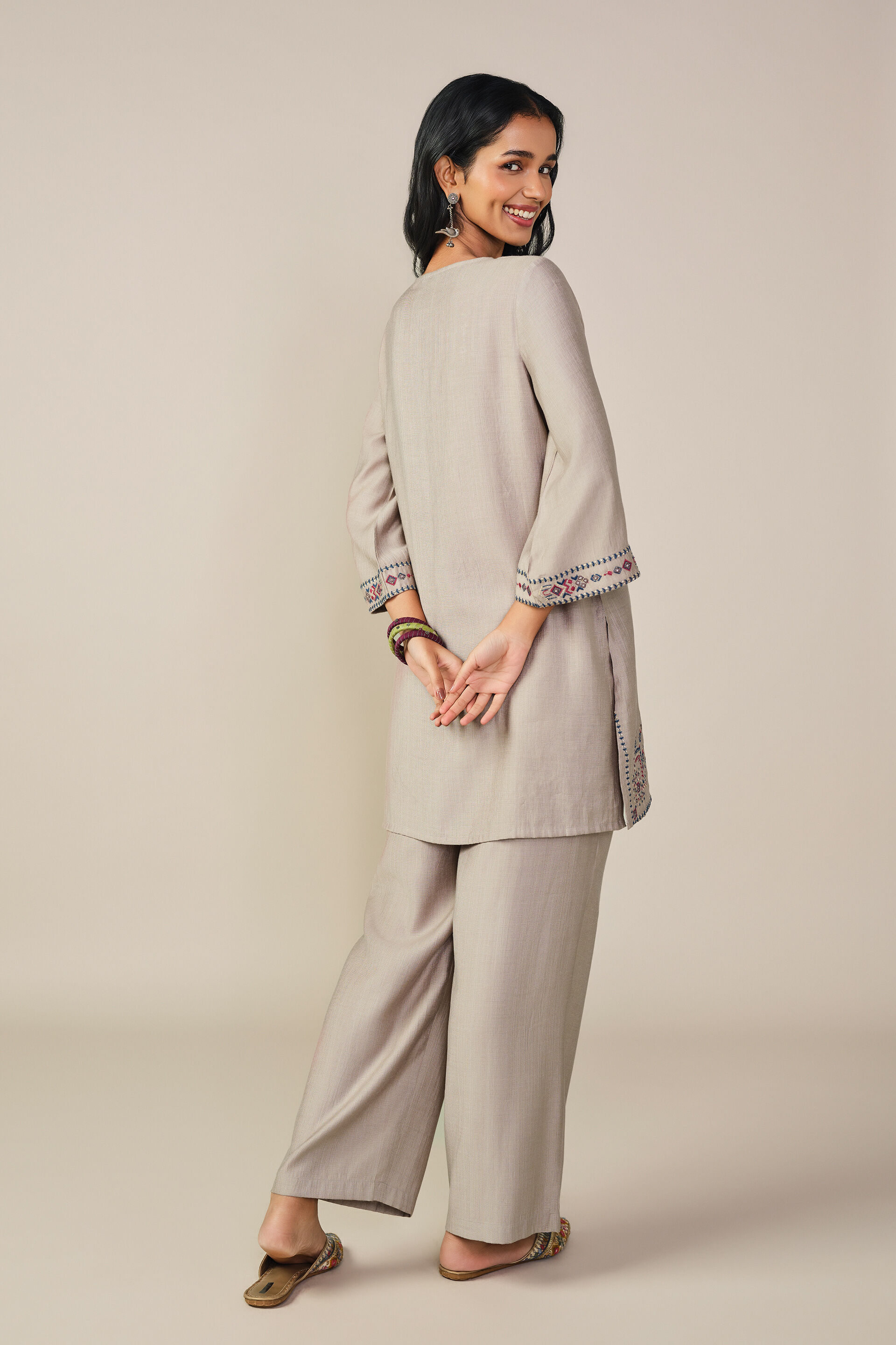 Embroidered Kurta Set in Grey, Grey, image 6