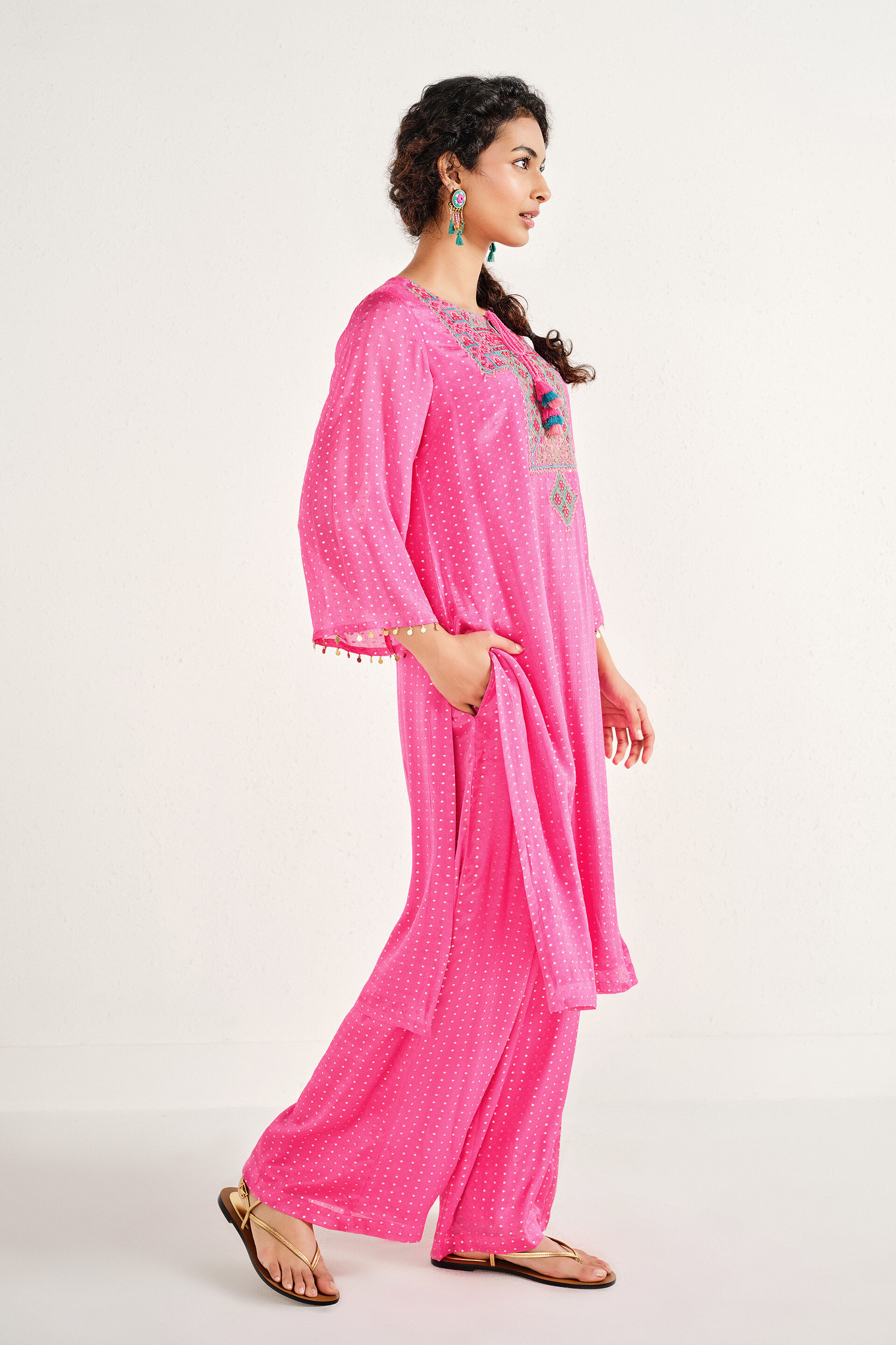Gulabi Raah Embroidered Kurta Set, Pink, image 4