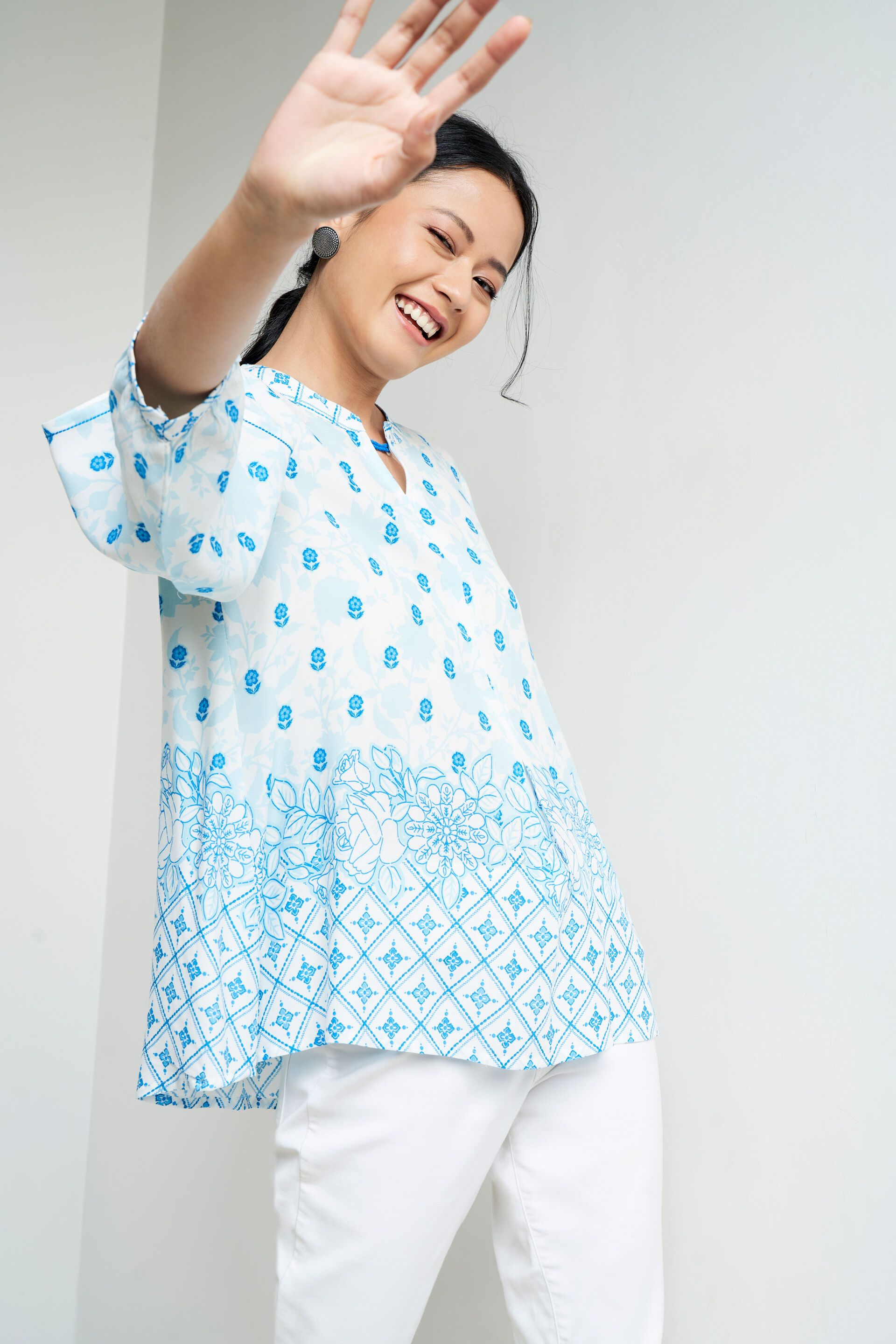 Blue Floral Straight Top, Blue, image 4