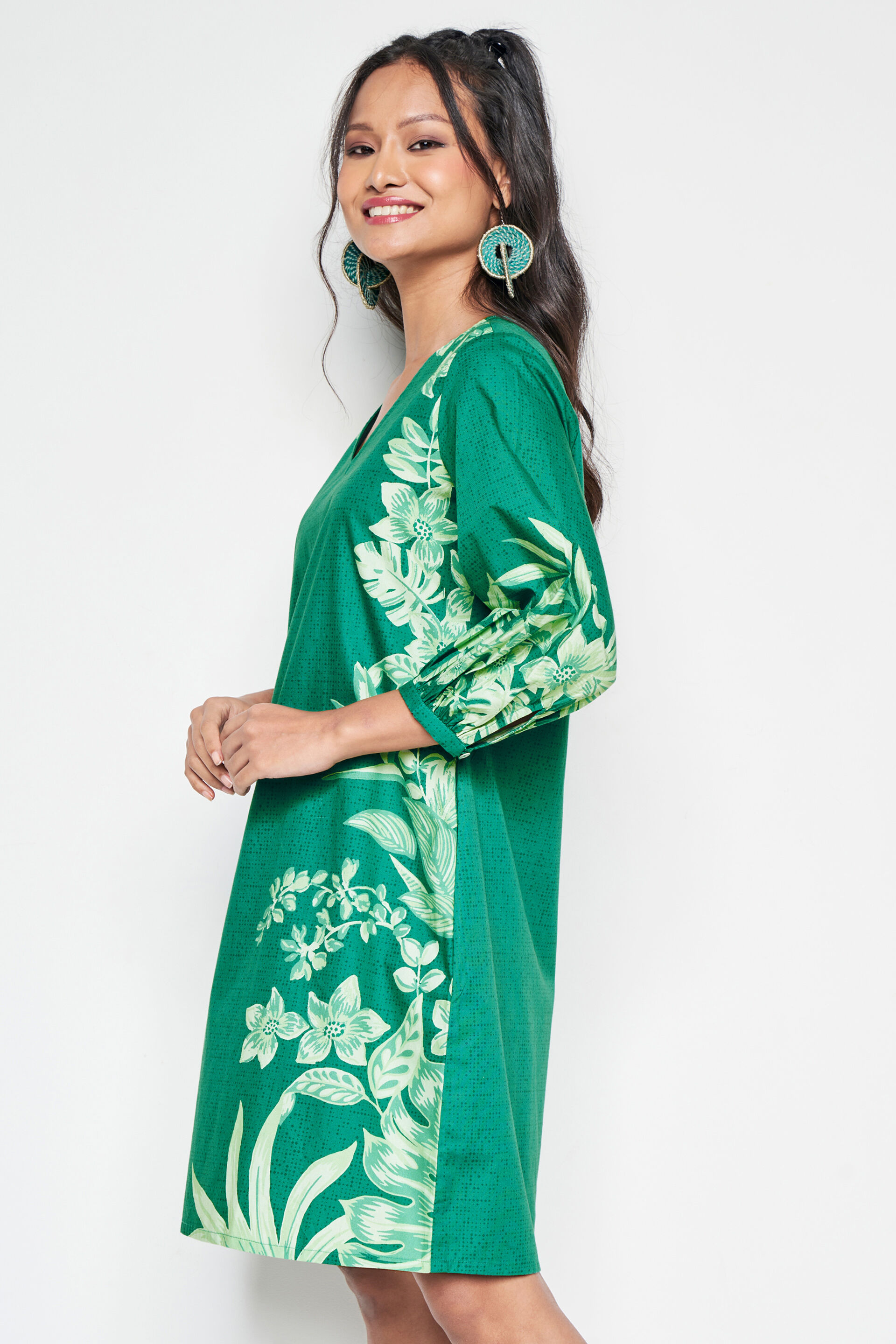 Buy our Green Floral Straight Dress online from globaldesi.in SC FW23GH125DRPOP