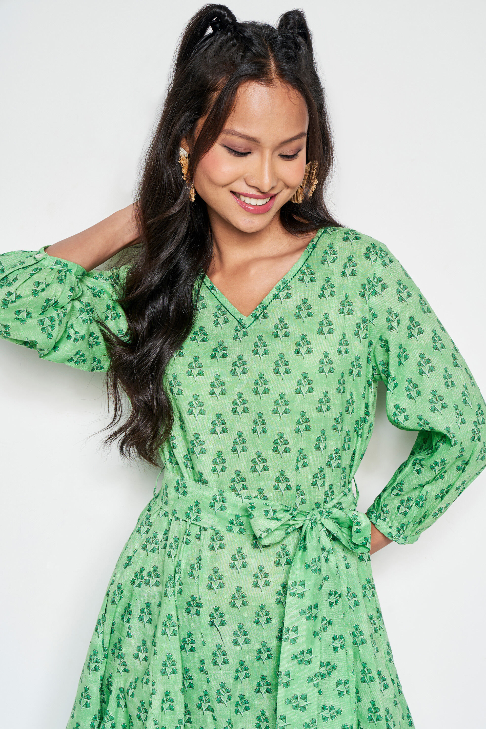 Float Energy Flared Dress, Green, image 5