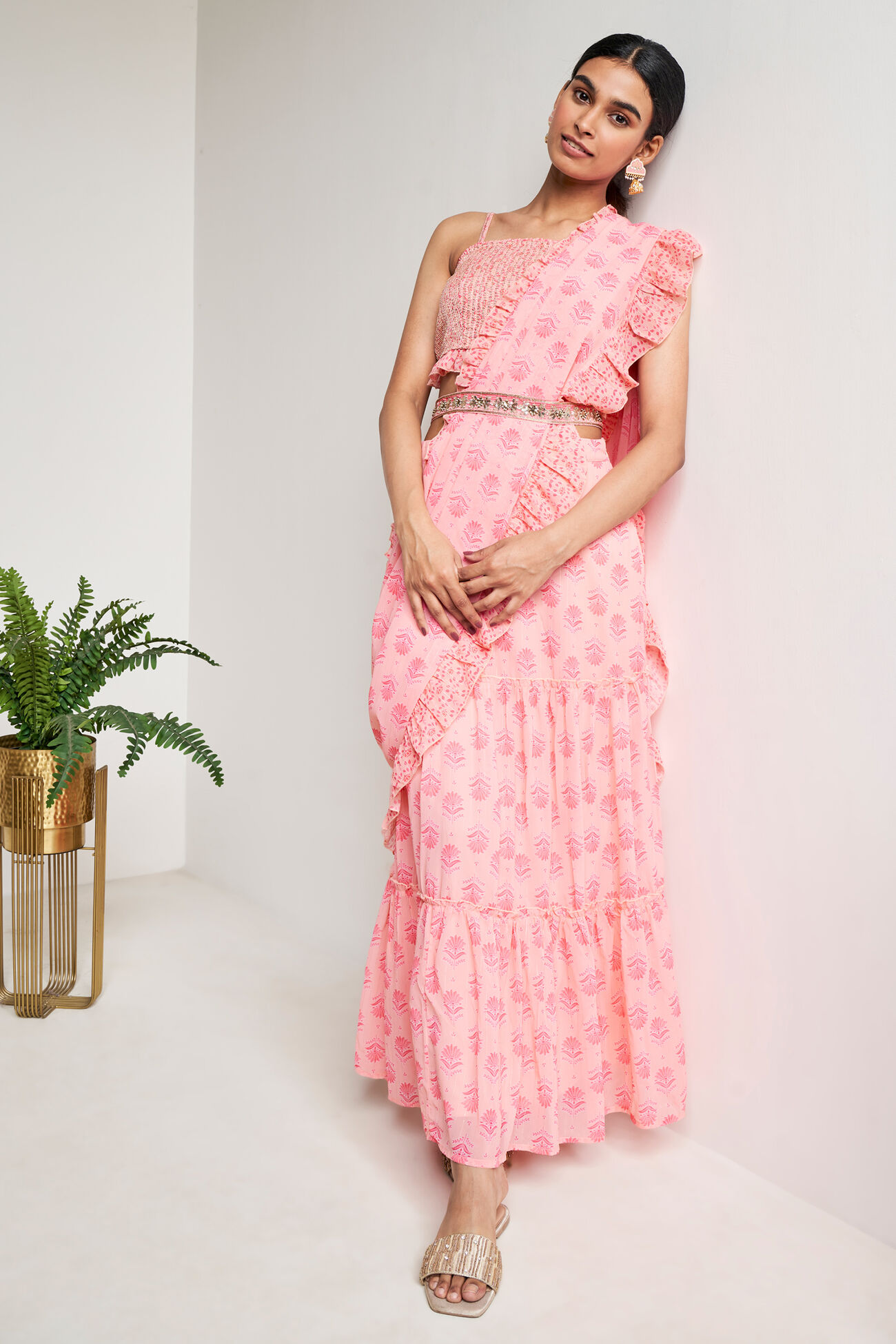 Pink Floral Fit & Flare Stitched Saree, Pink, image 2