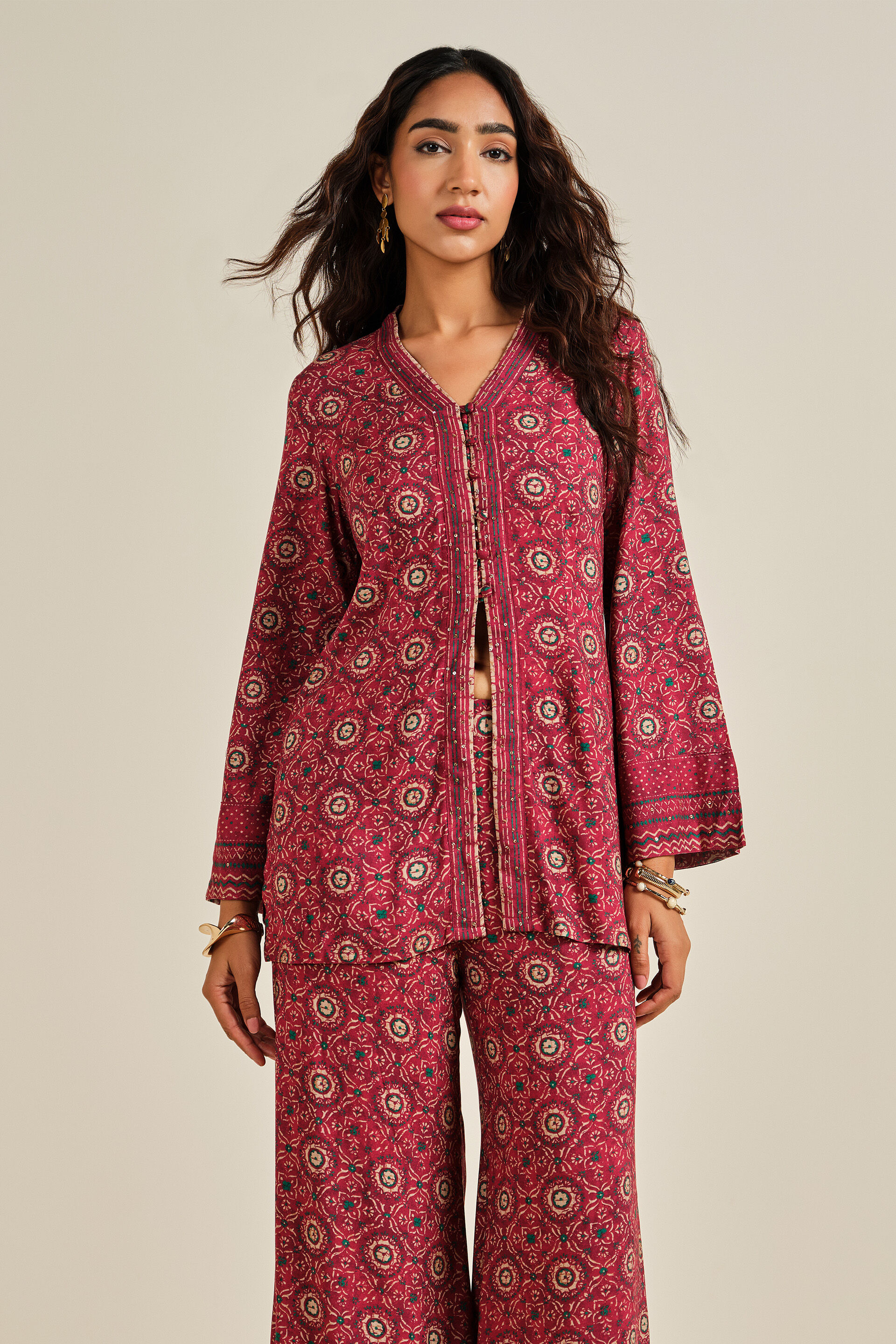 Rang-e-Mirza Kurta Set, Wine, image 2