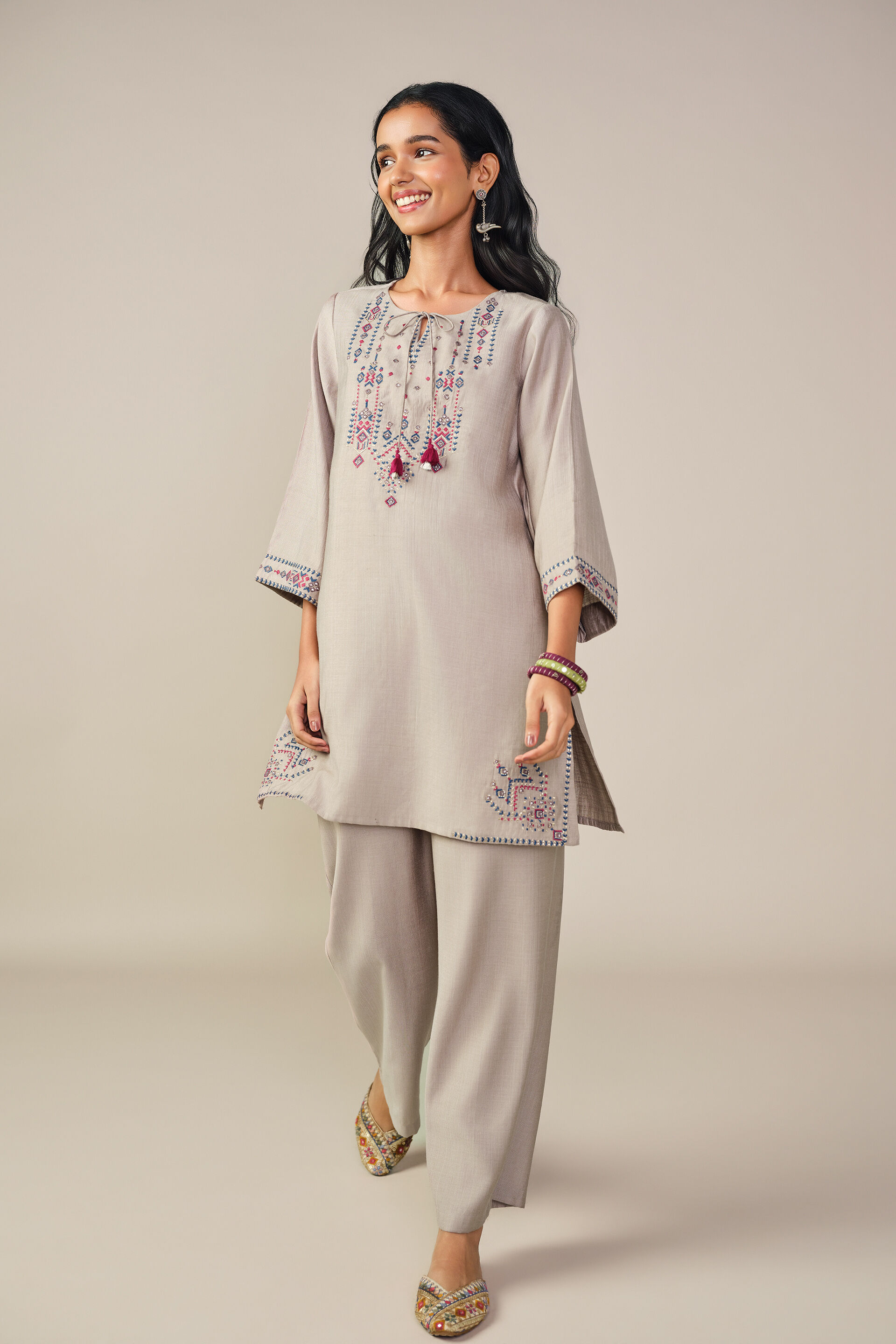 Embroidered Kurta Set in Grey, Grey, image 5