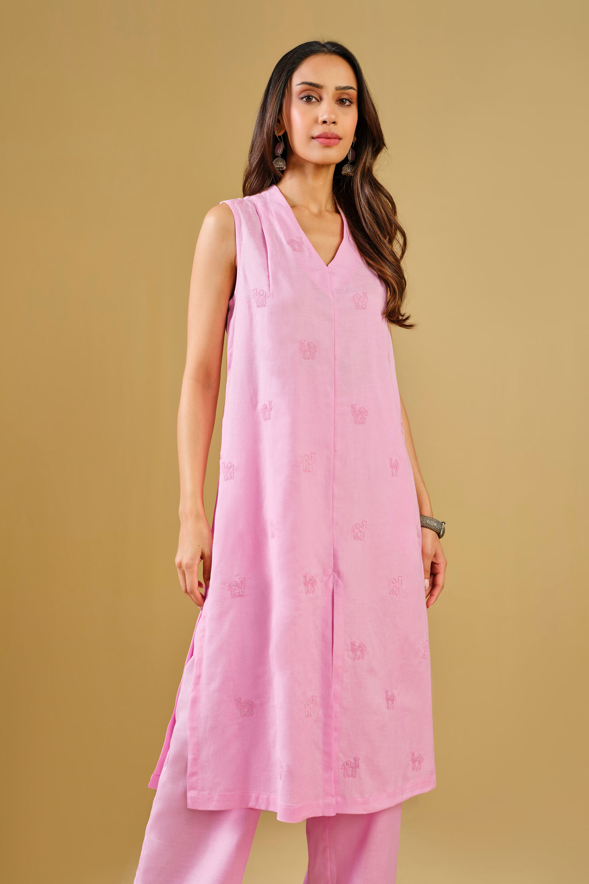 Pink Embroidered Rayon Blend kurta Set, Pink, image 2
